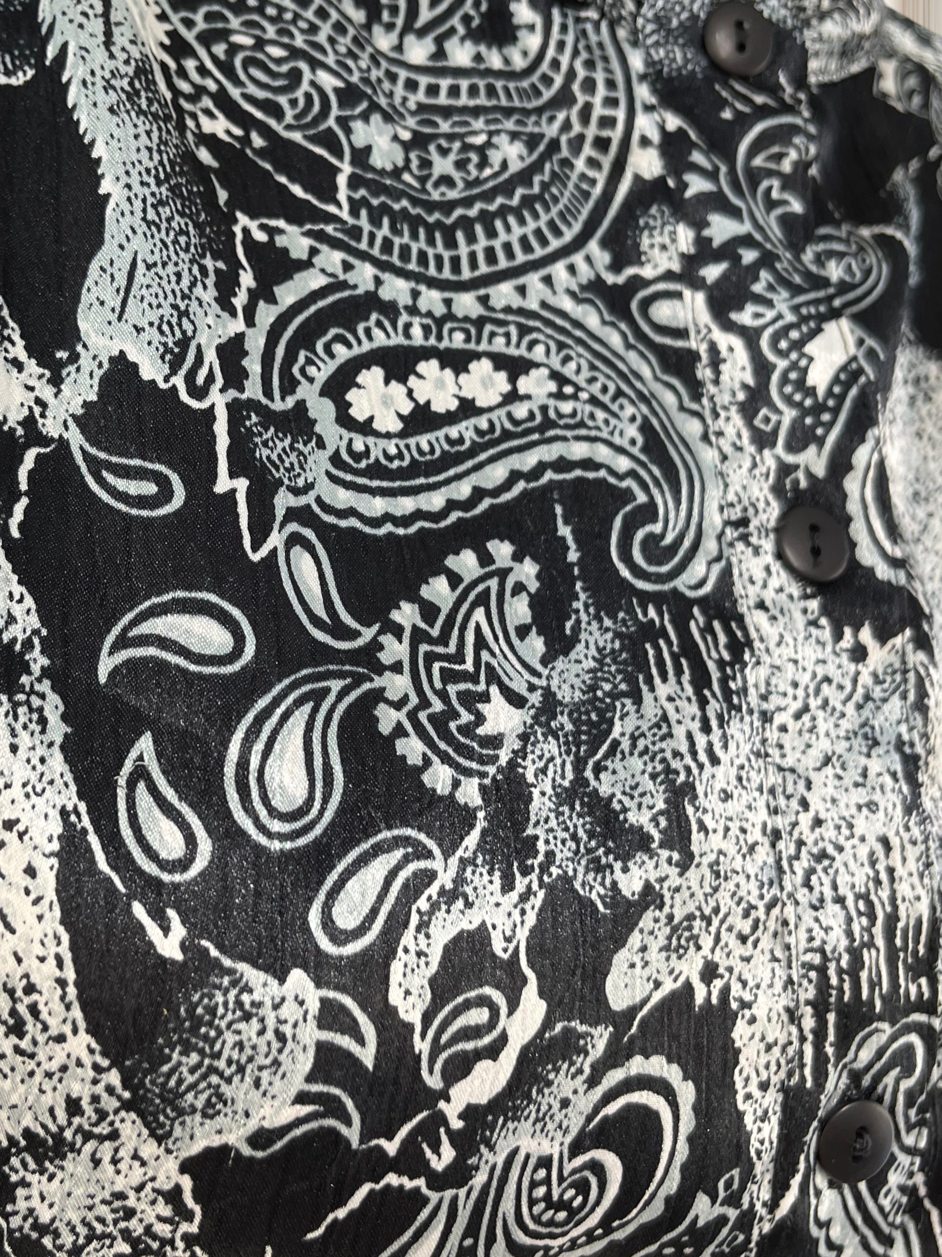 Cămașă satinată cu print paisley potrivită pentru L/XL