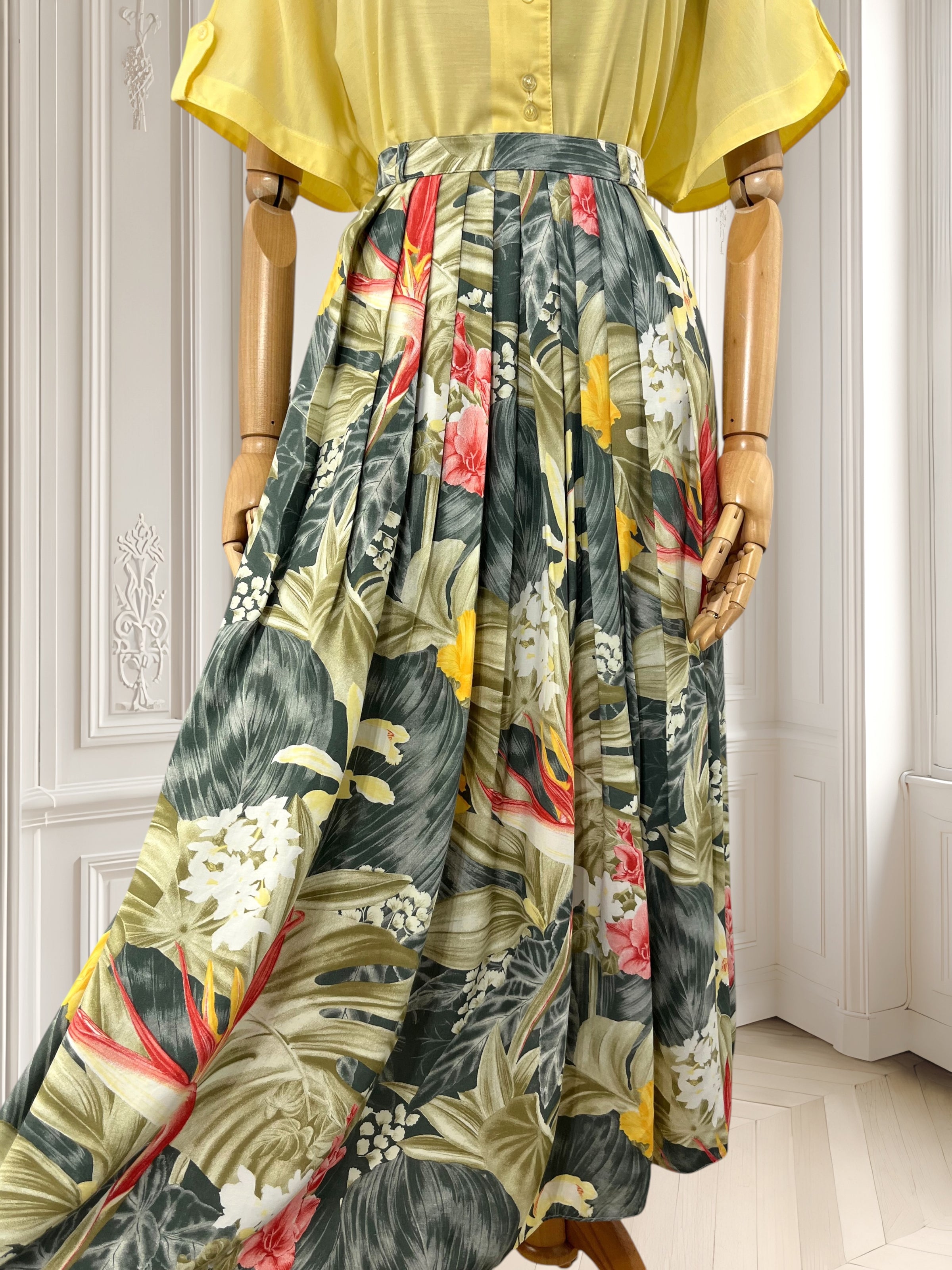 Fustă din vâscoză cu print floral mărimea S