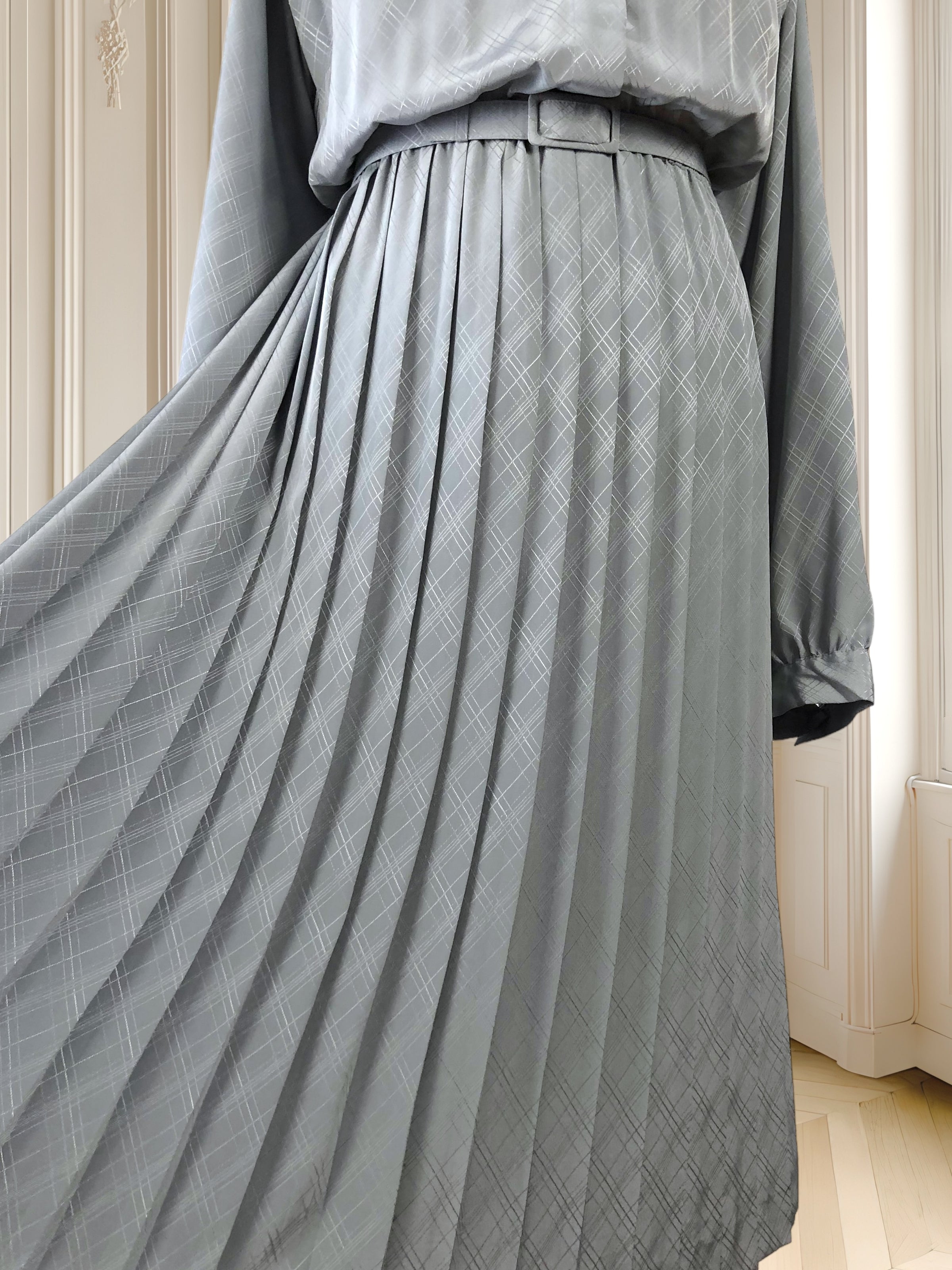 Rochie vintage cu pliuri mărimea L