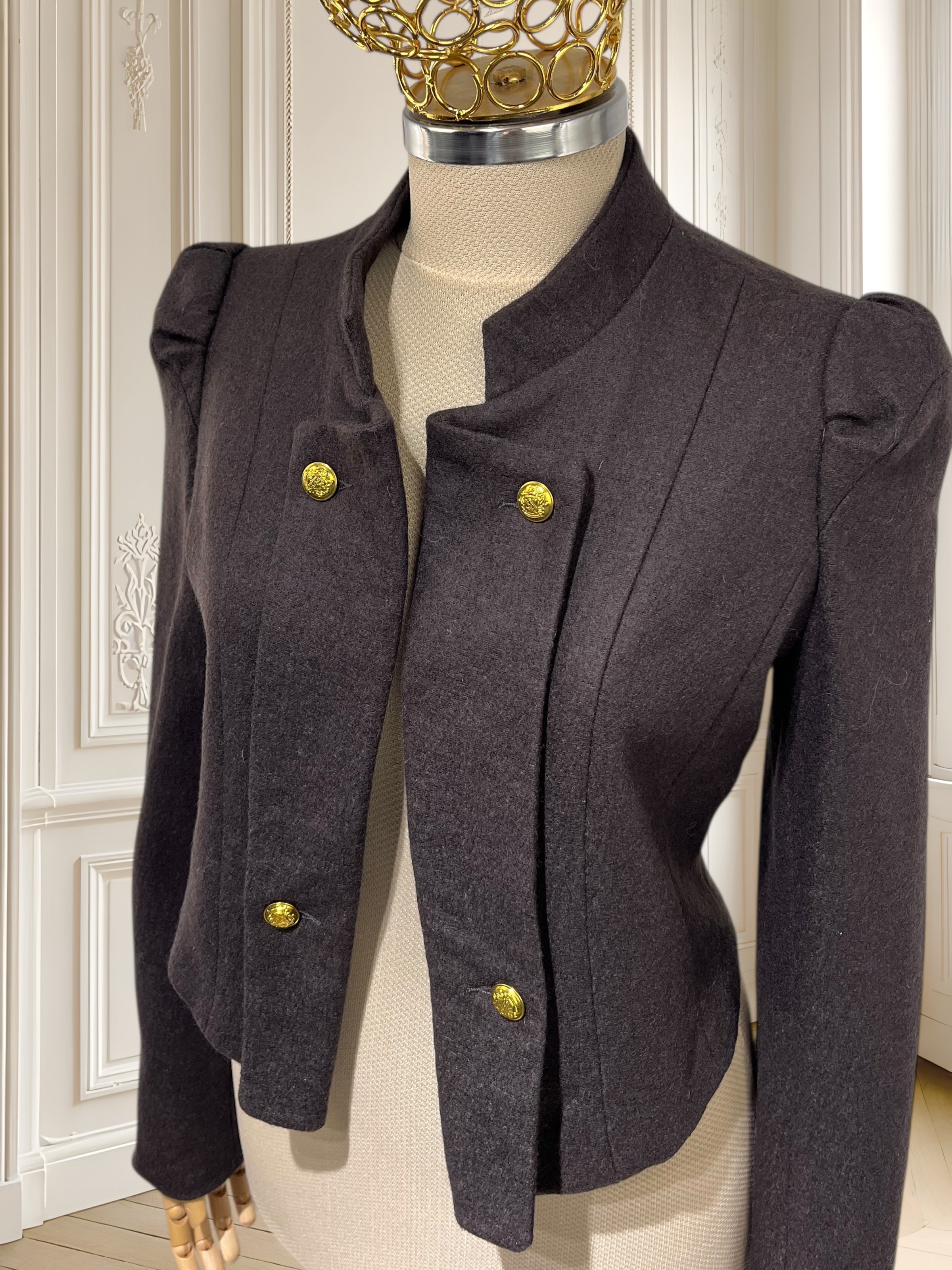 Sacou cropped potrivit pentru S/M