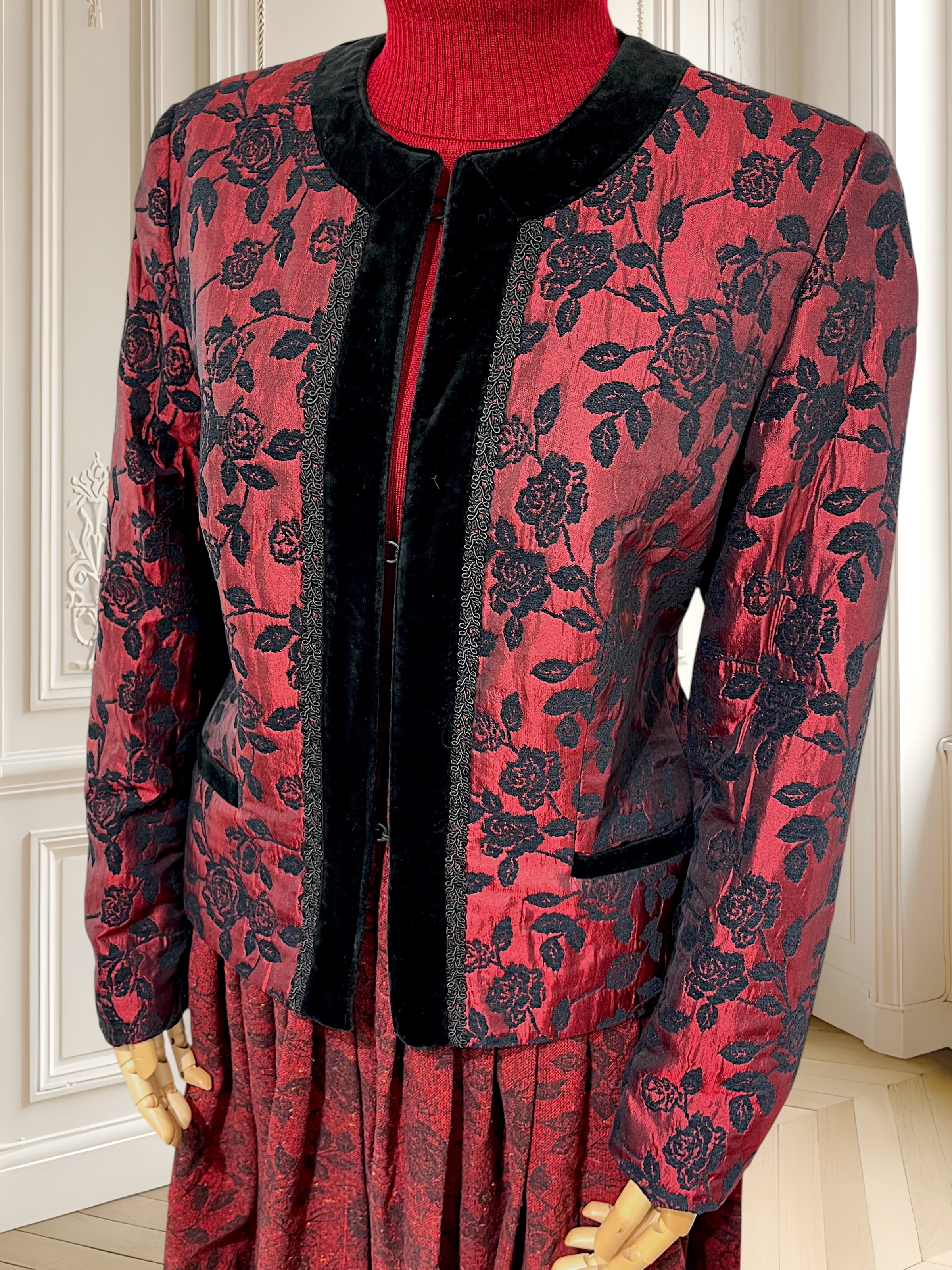 Sacou vintage din brocart sidefat potrivit pentru M/L