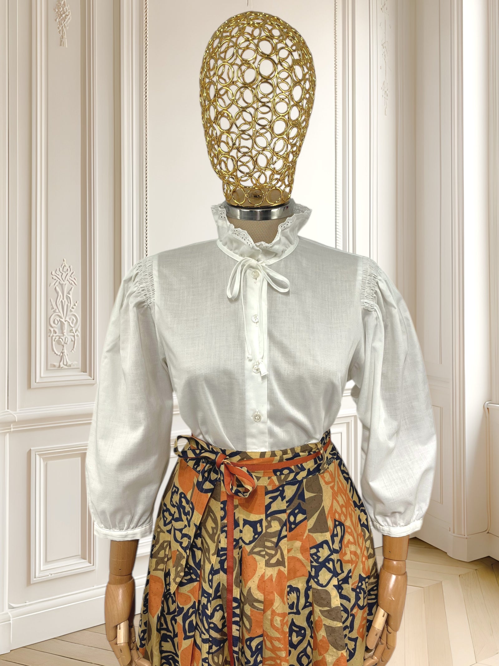Cămașă vintage albă cu mâneci bufante mărimea M