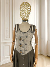 Încarcă imaginea în vizualizatorul Galerie, Rochie vintage din amestec de lână și vâscoză mărimea L
