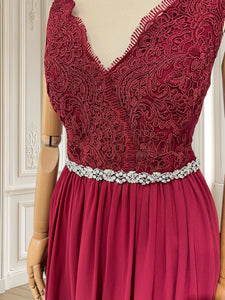 Rochie de seară cu talie accentuată mărimea S