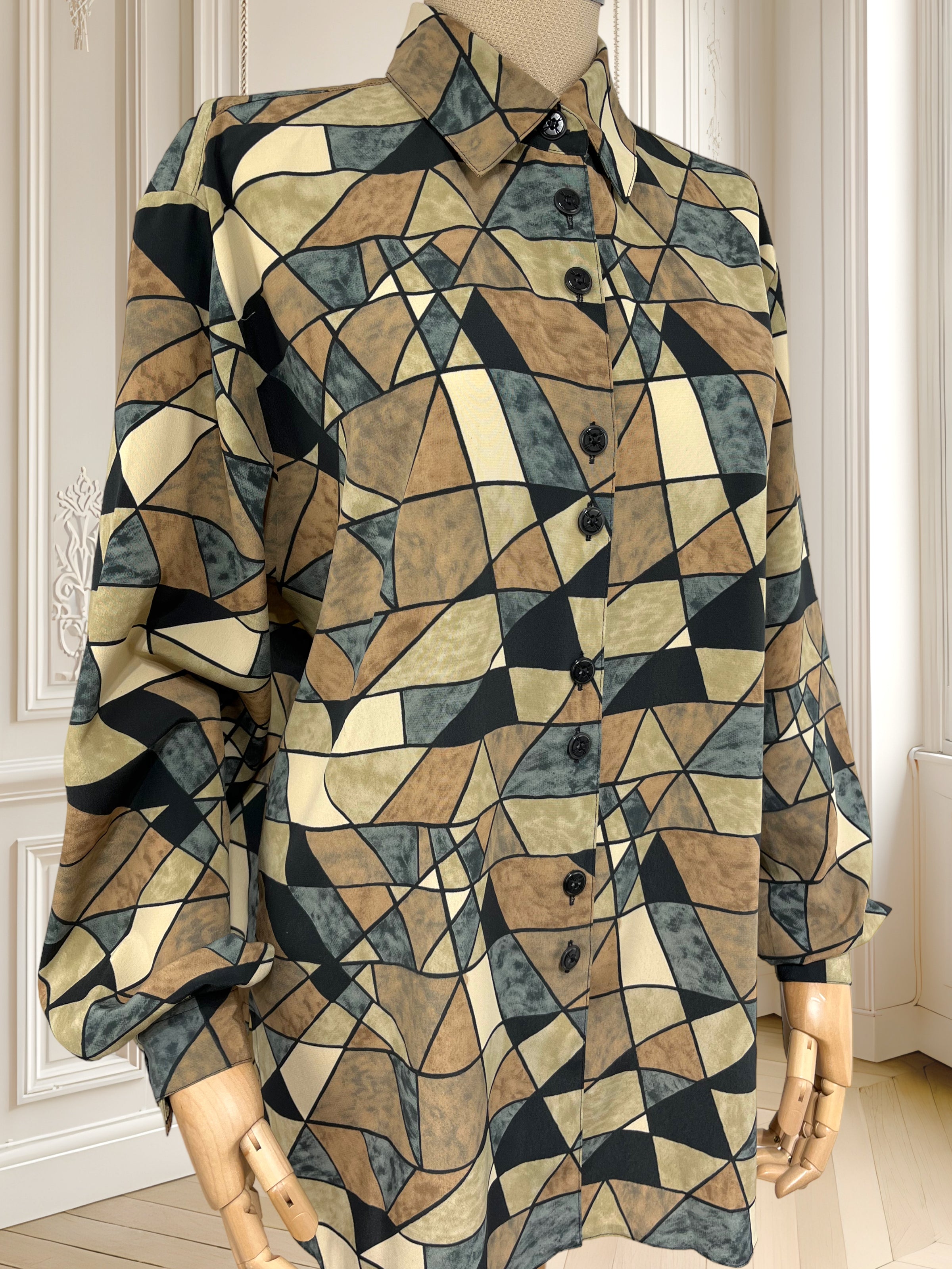Cămașă cu model geometric potrivită pentru L/XL