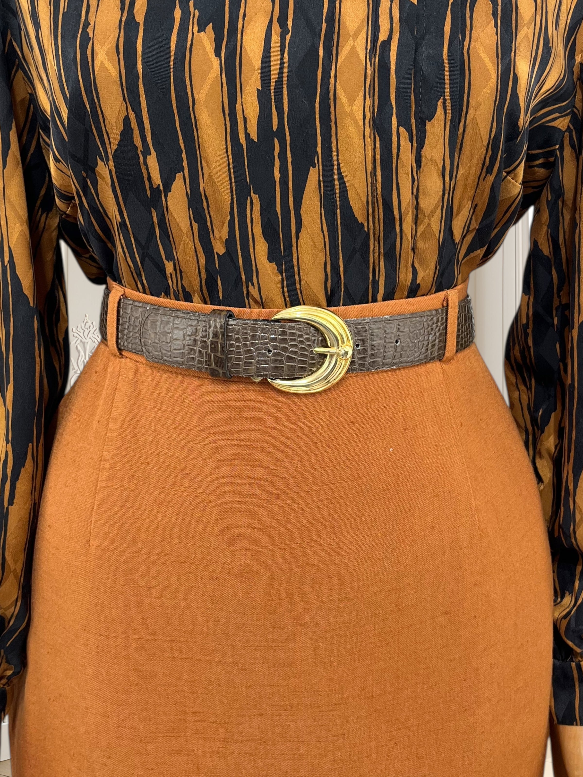Curea vintage din piele