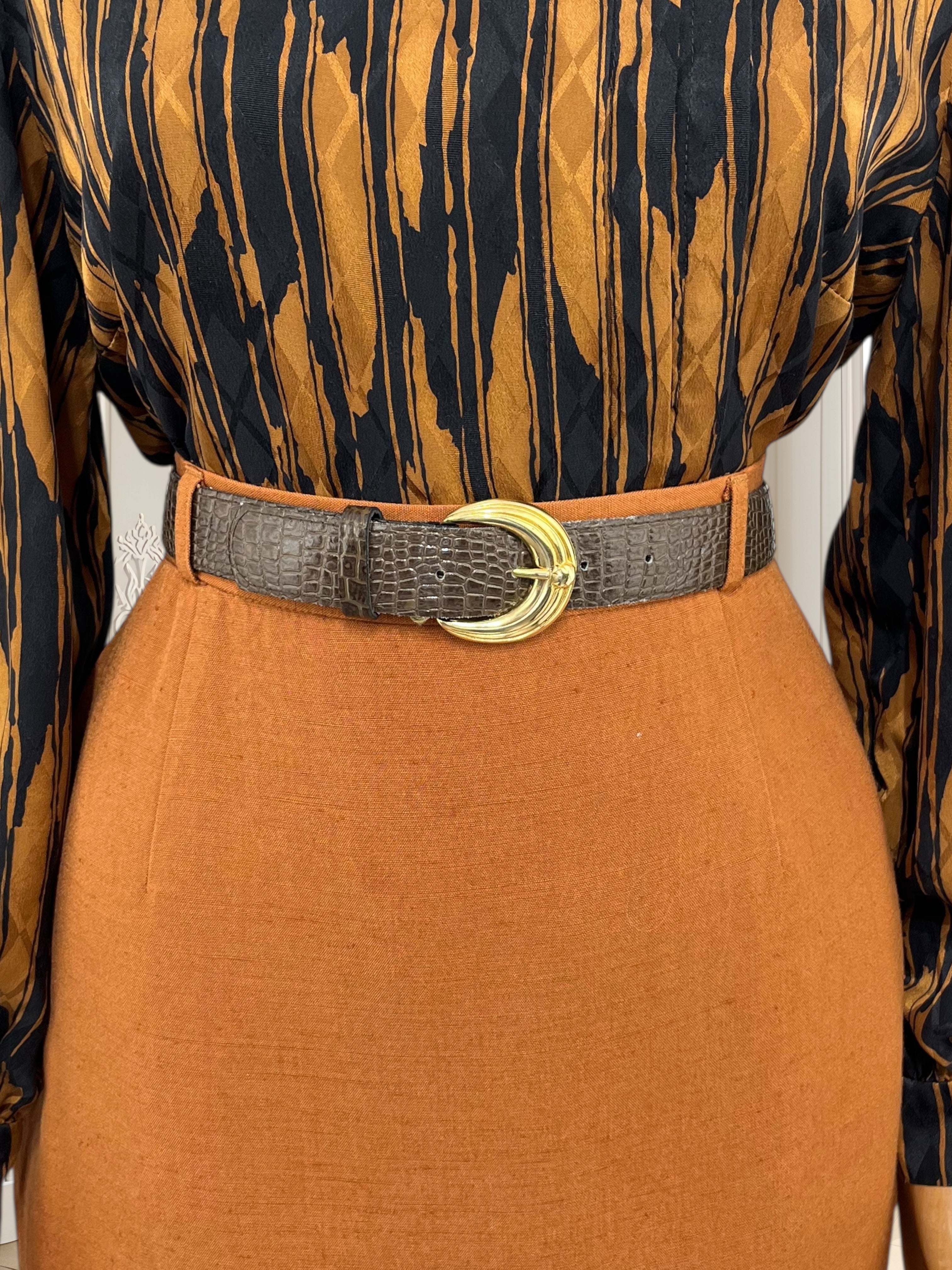 Curea vintage din piele