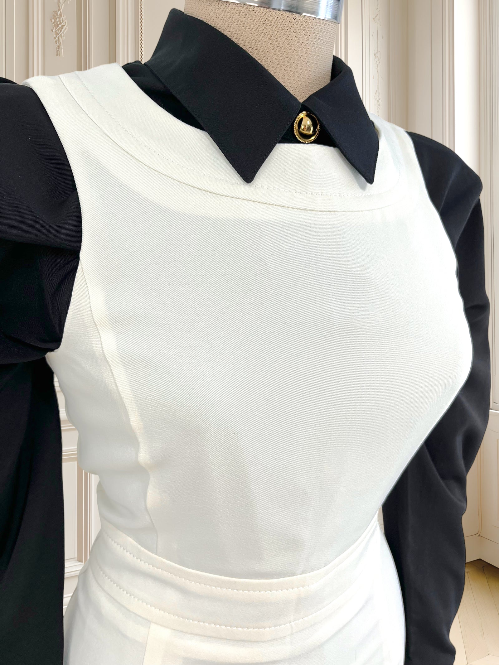 Rochie albă cambrată mărimea S