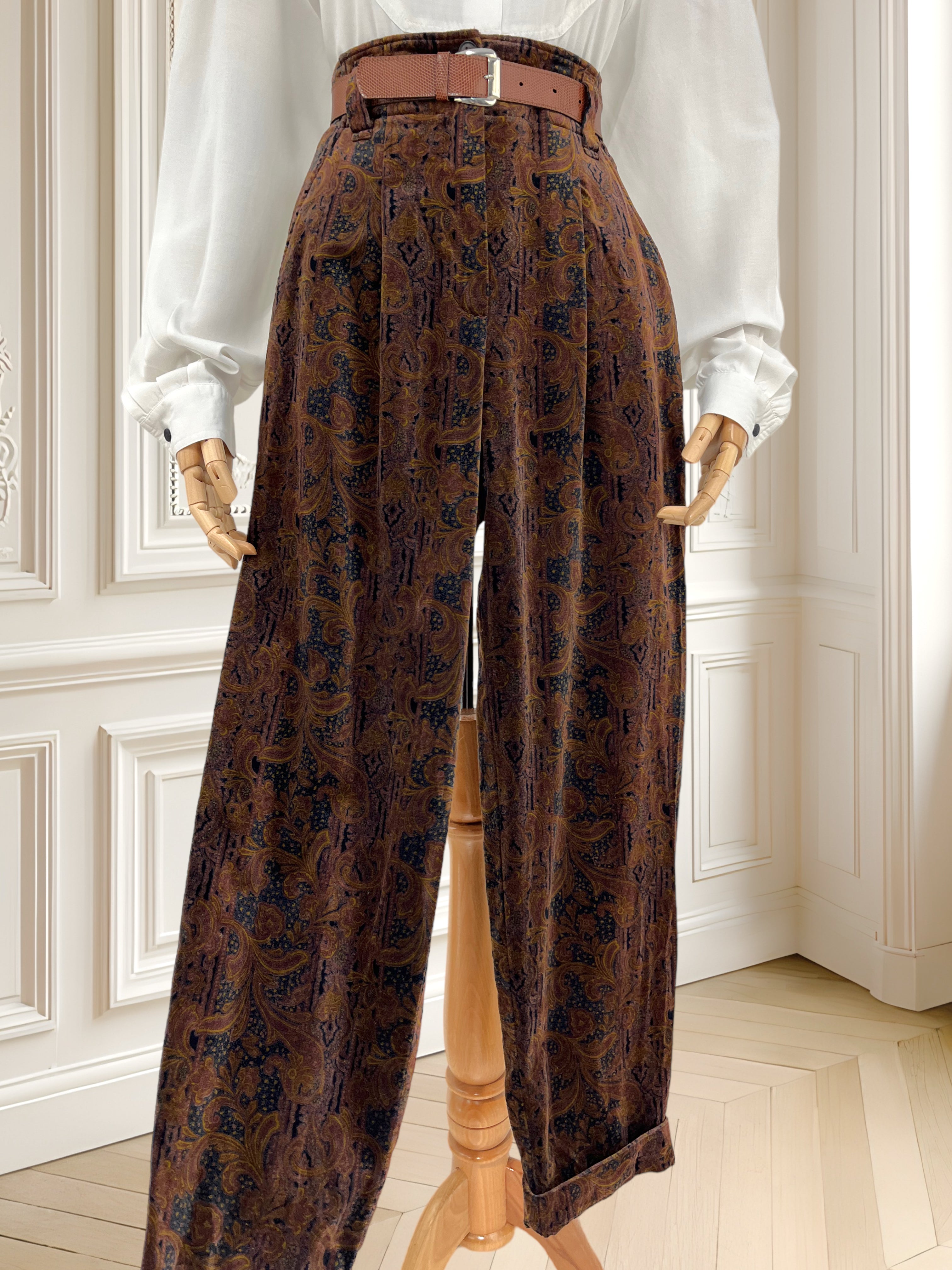 Pantaloni vintage Betty Barclay din catifea mărimea S