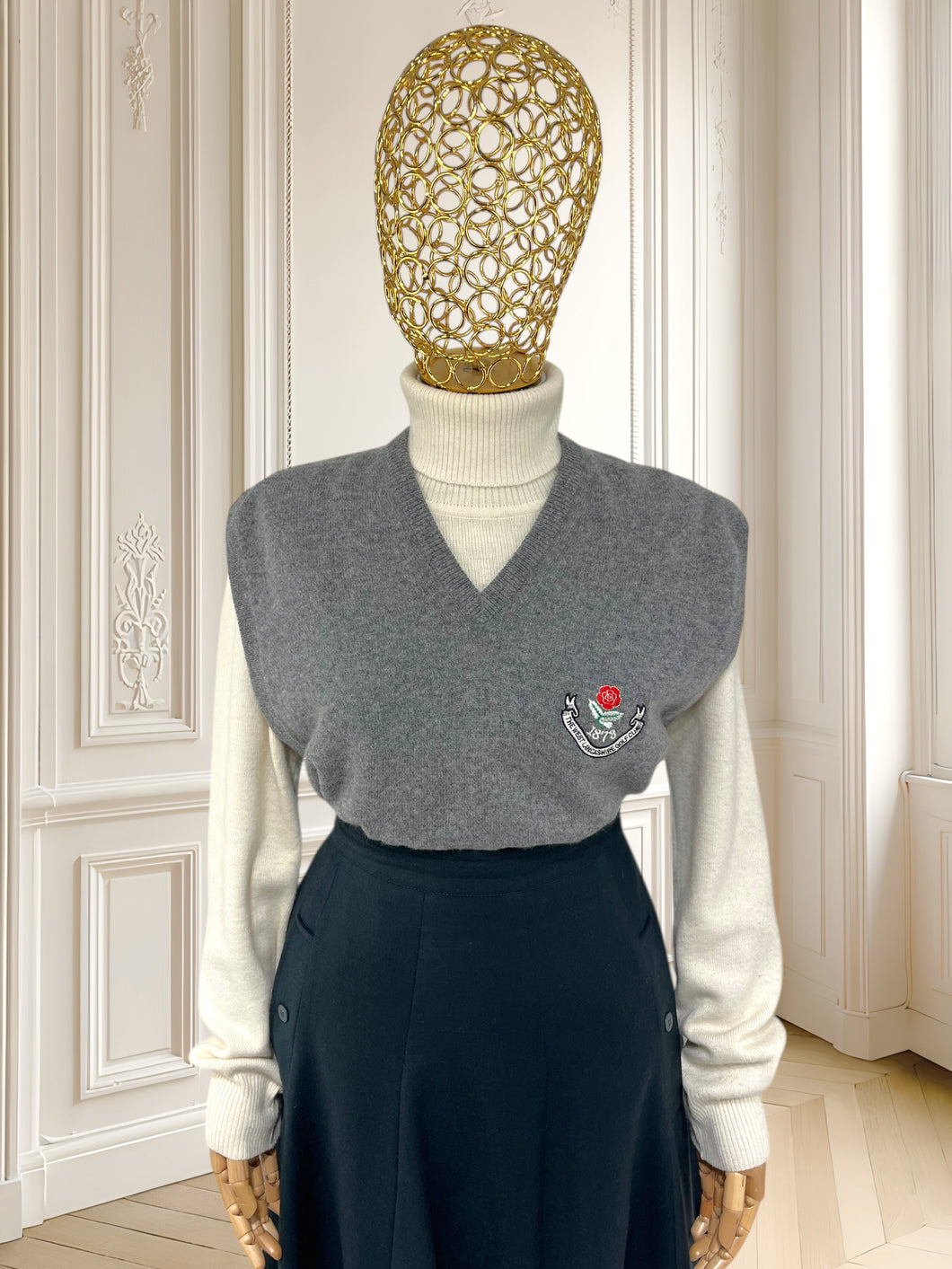 Vestă vintage din lână pură mărimea L