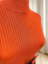 Încarcă imaginea în vizualizatorul Galerie, Bluză Basler din mătase mărimea L
