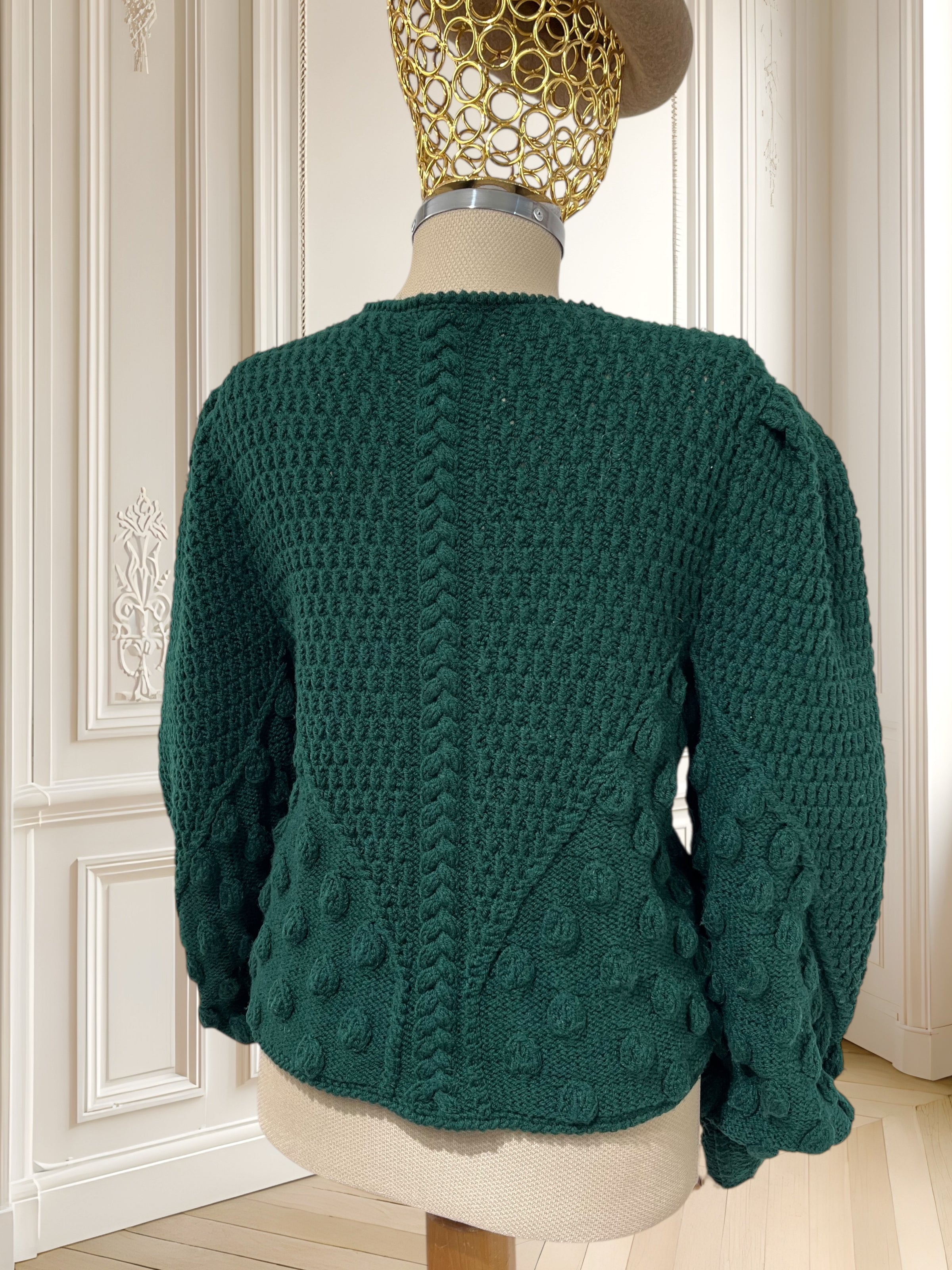 Cardigan vintage lucrat manual mărimea L