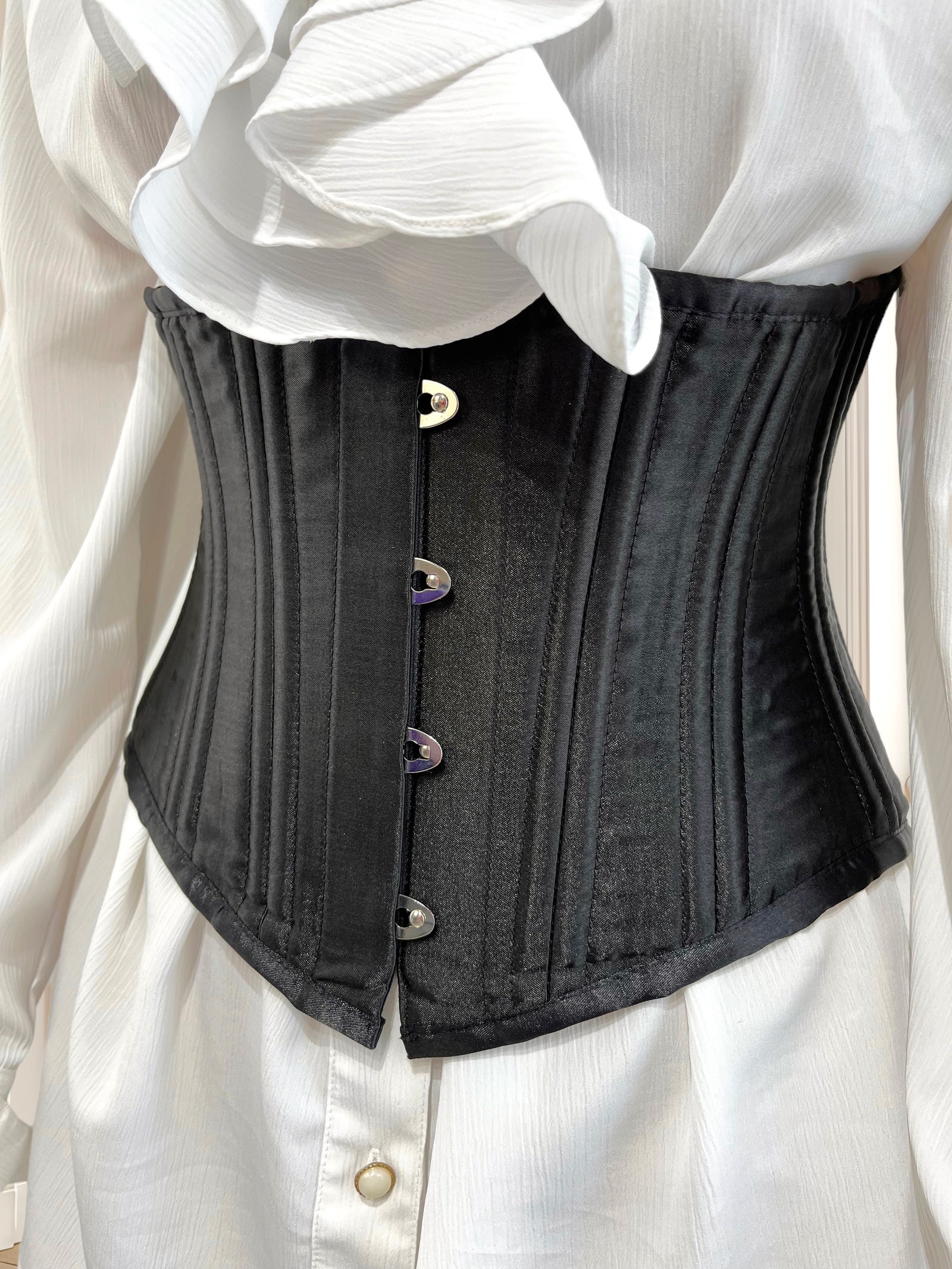 Corset negru cu șnur mărimea XS