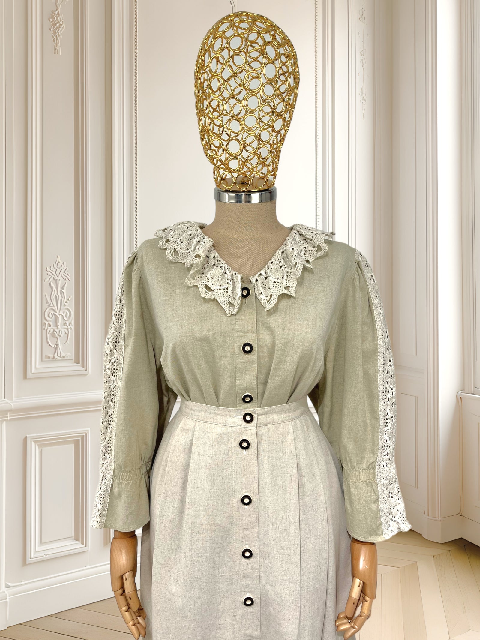 Cămașă vintage cu broderie mărimea XL