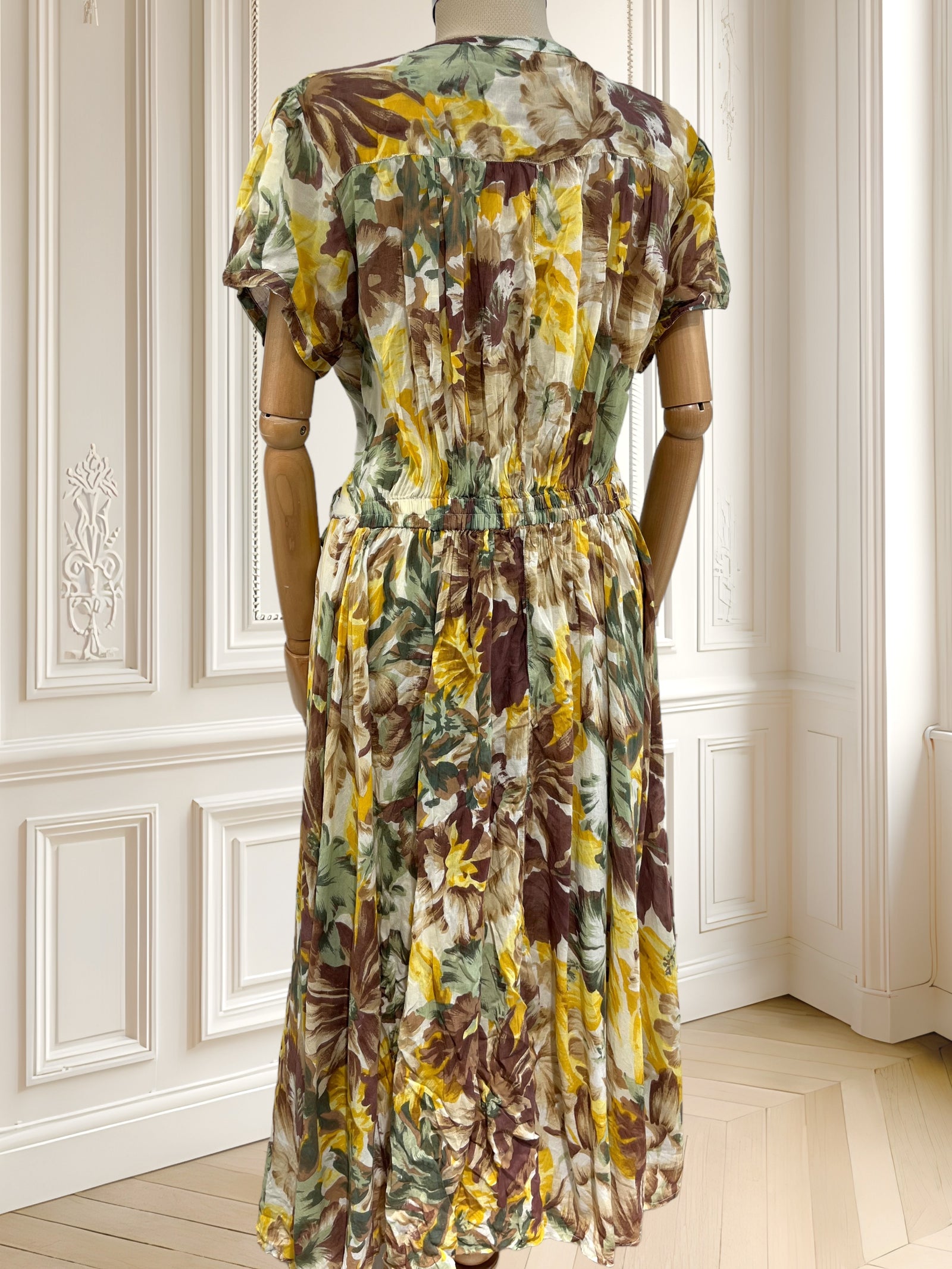 Rochie vintage din pânză fină de vâscoză potrivită pentru M/L