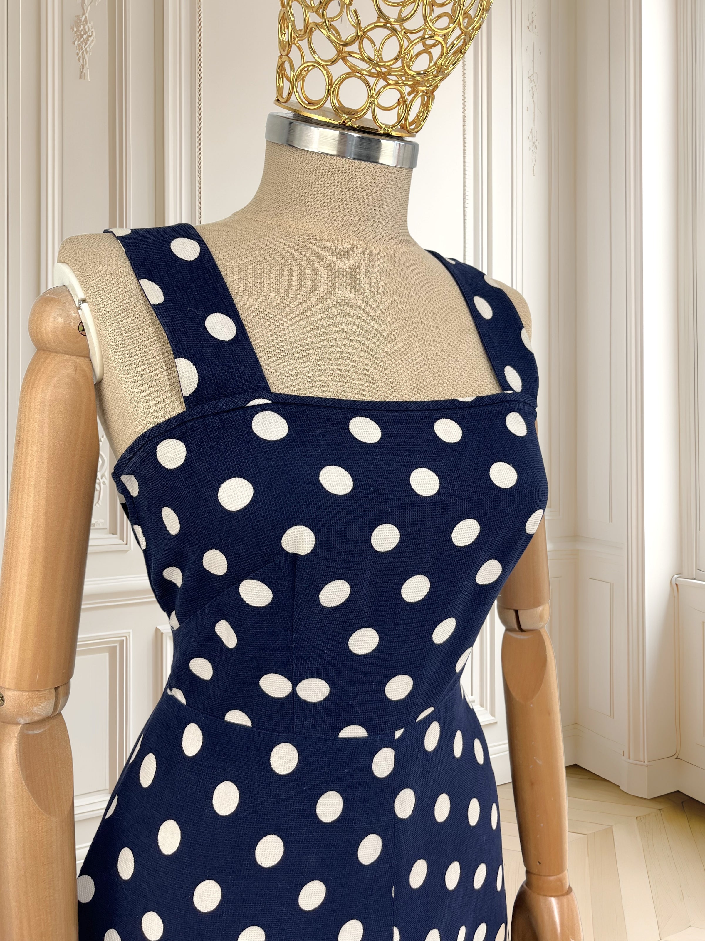 Rochie vntage cu buline lucrată manual mărimea S