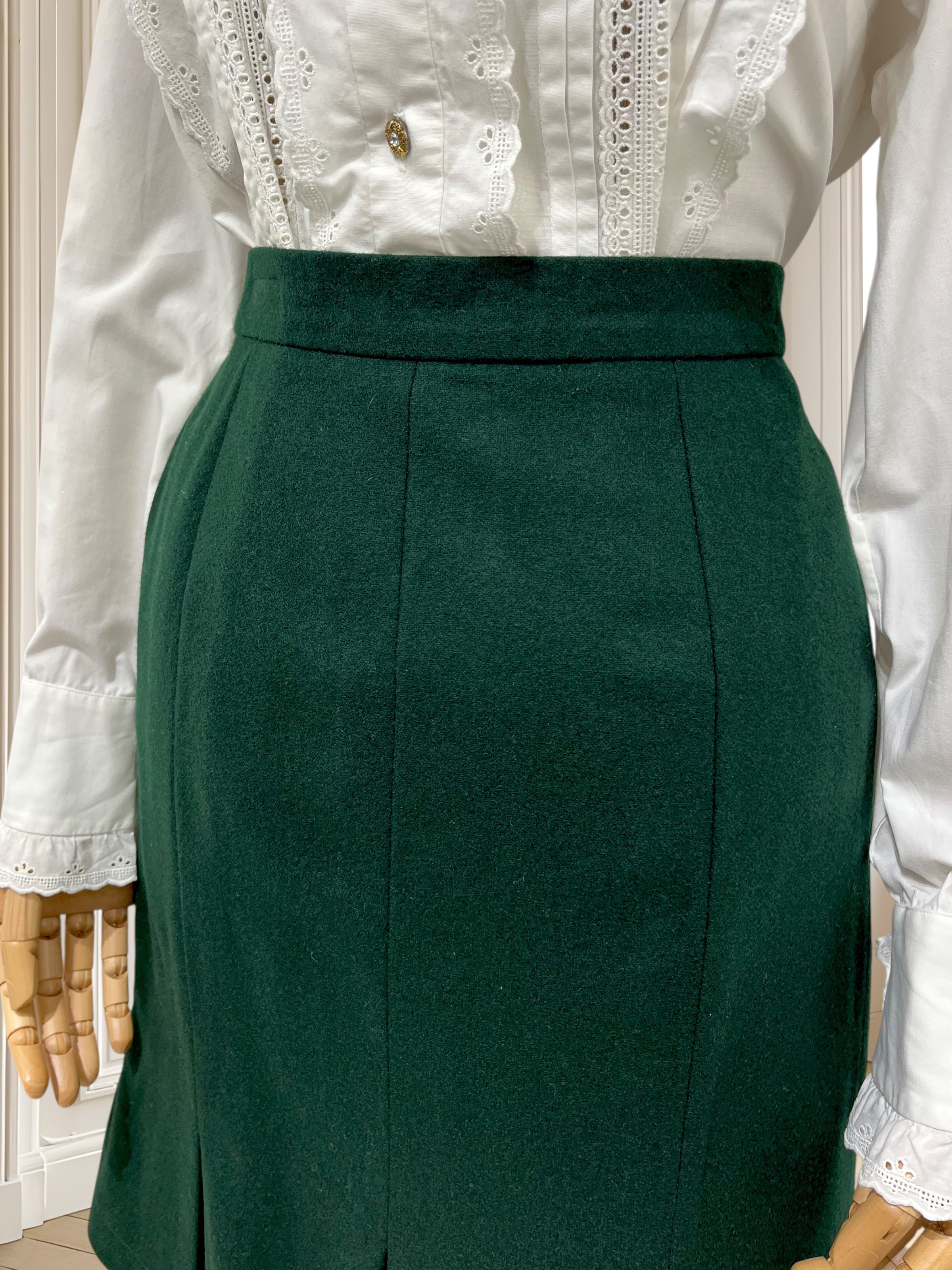 Fustă vintage din lână extrafină de merino mărimea M