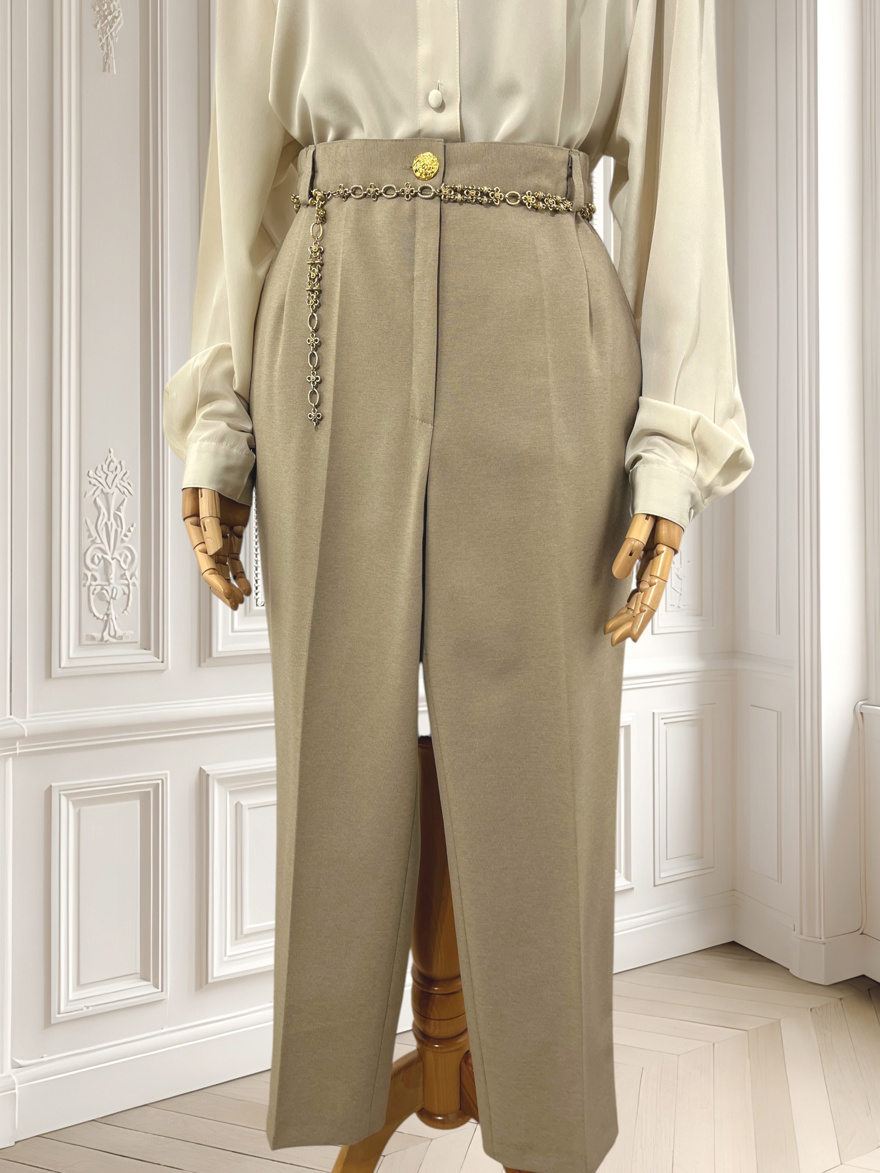 Pantaloni țigaretă crem mărimea M