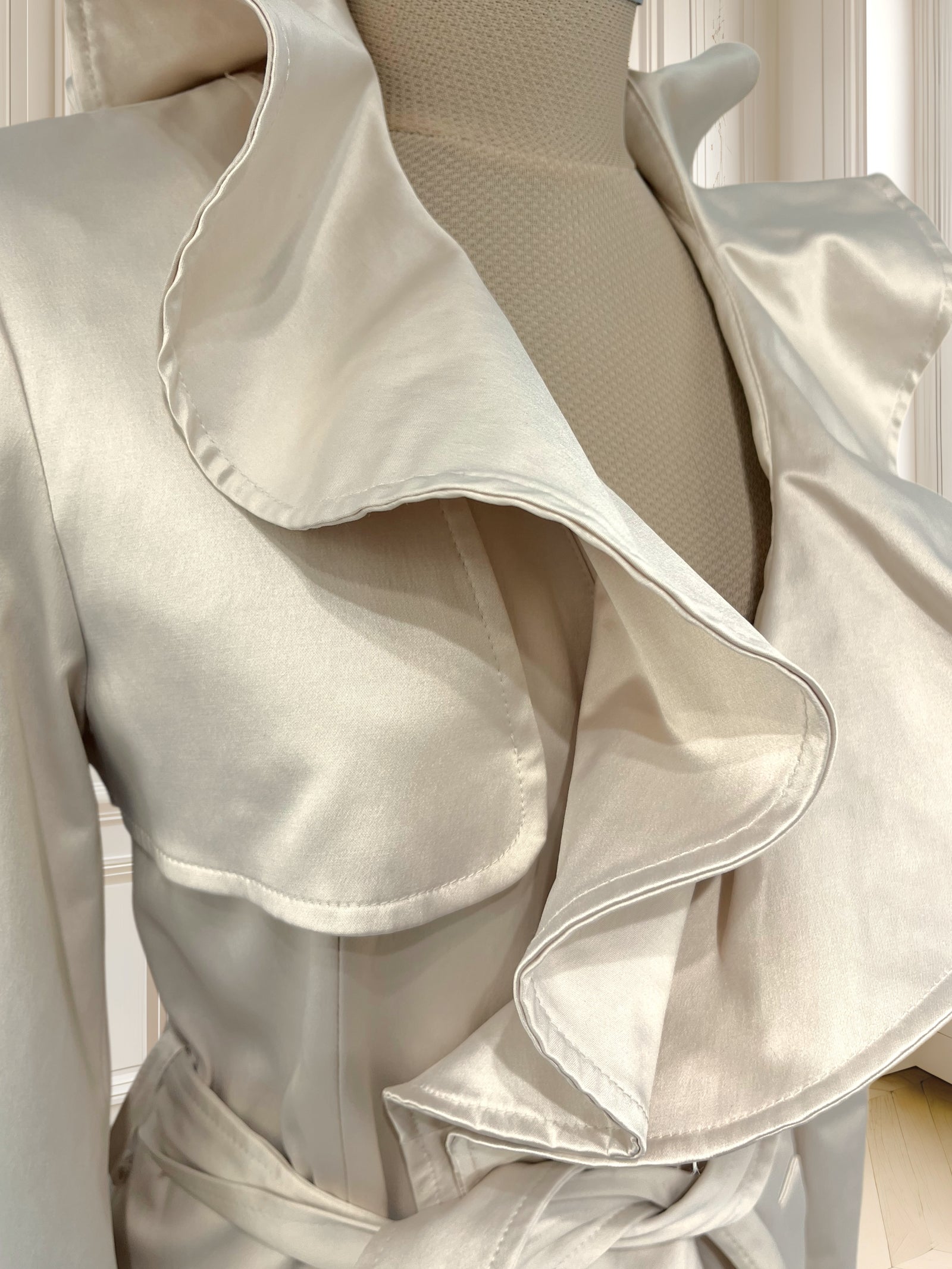 Trench coat italienesc cu efect perlat mărimea S