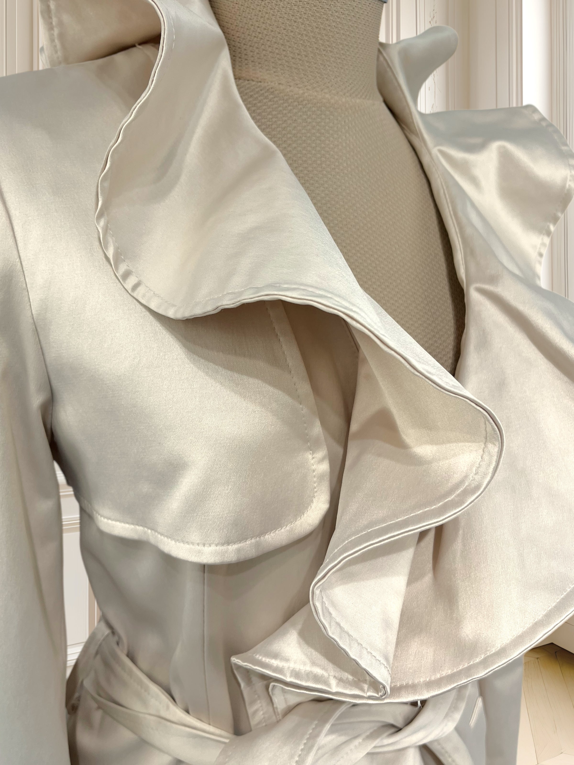 Trench coat italienesc cu efect perlat mărimea S