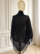 Încarcă imaginea în vizualizatorul Galerie, Șal vintage lucrat manual
