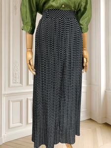 Pantaloni plisați cu buline potriviți pentru M/L