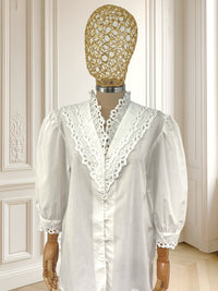 Cămașă vintage cu broderie mărimea L