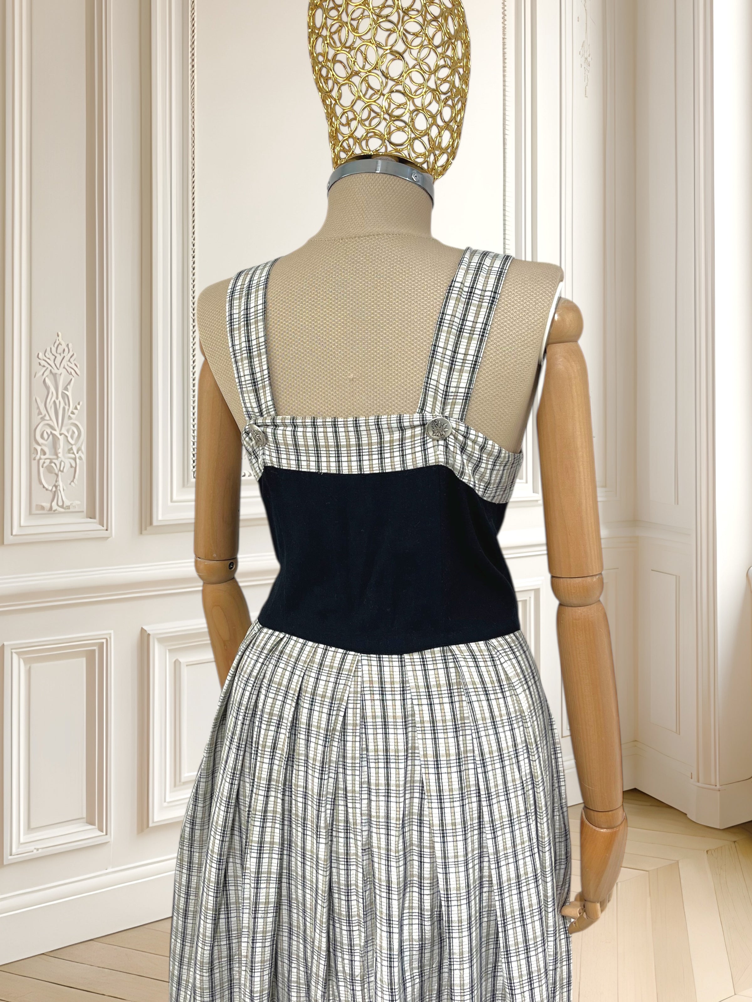 Rochie vintage din amestec de in mărimea M