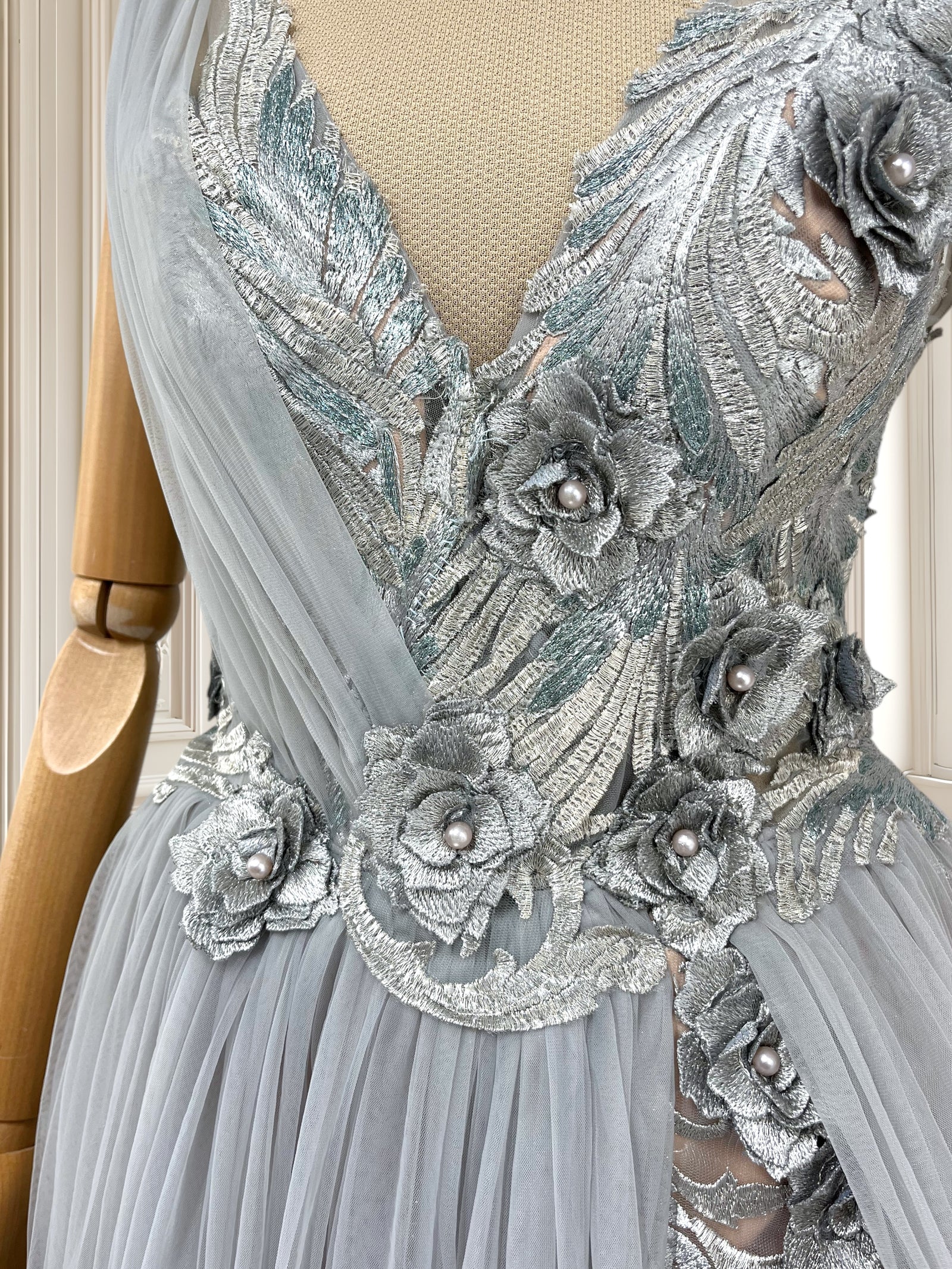 Rochie de seară deosebită din tulle mărimea S