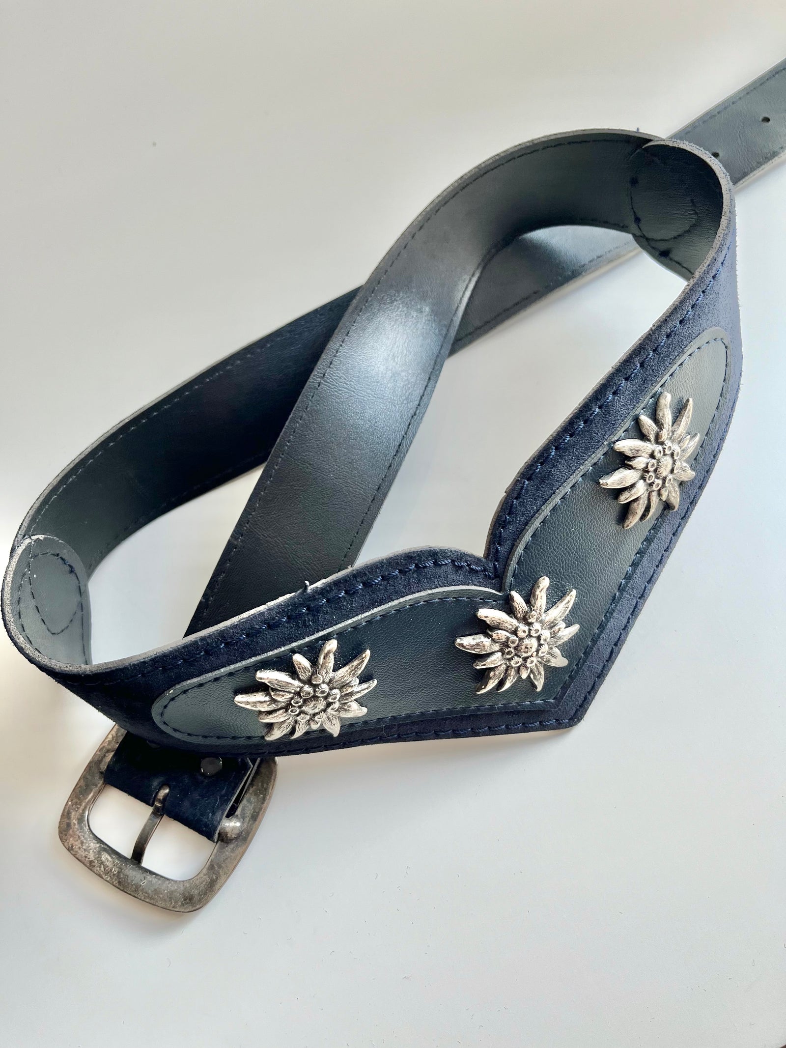 Curea vintage bleumarin