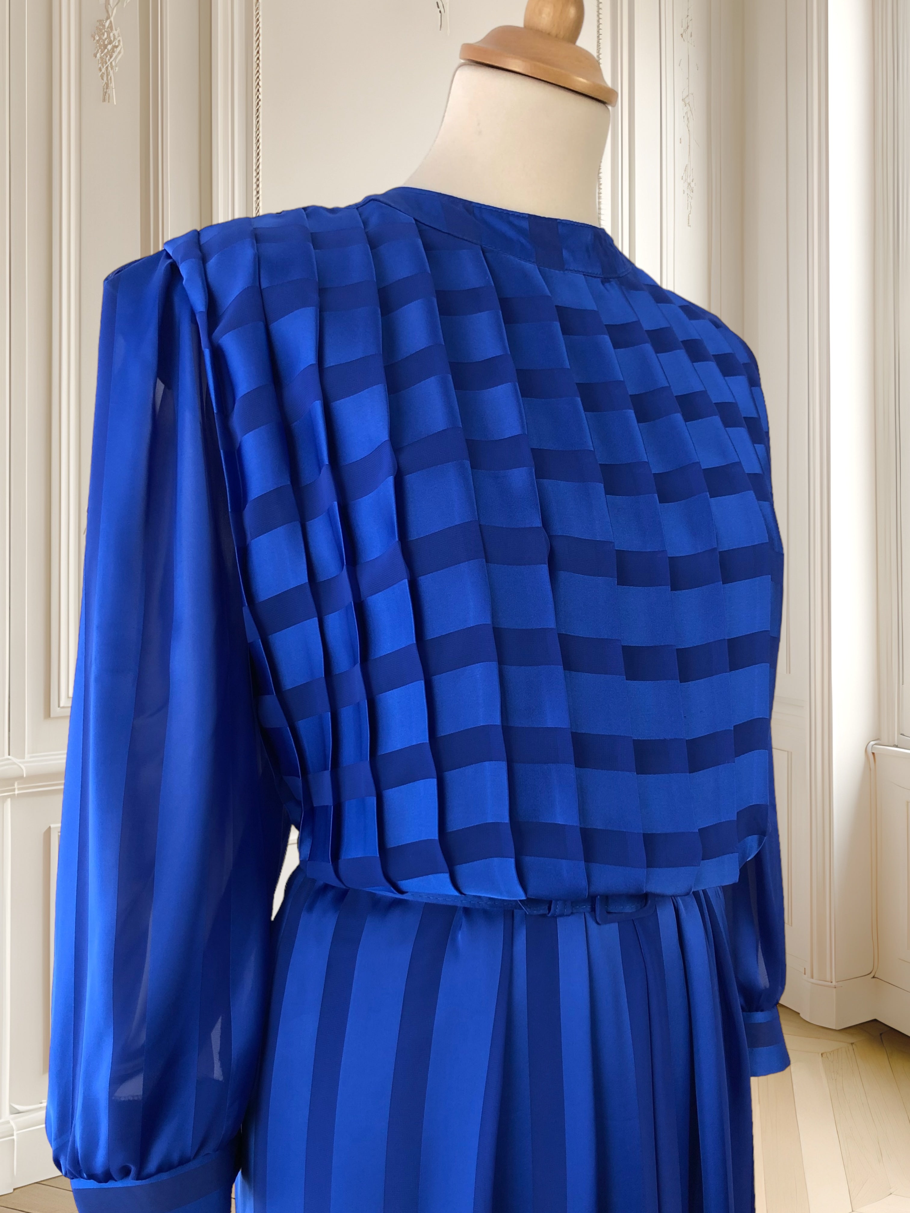 Rochie vintage cu pliuri mărimea L
