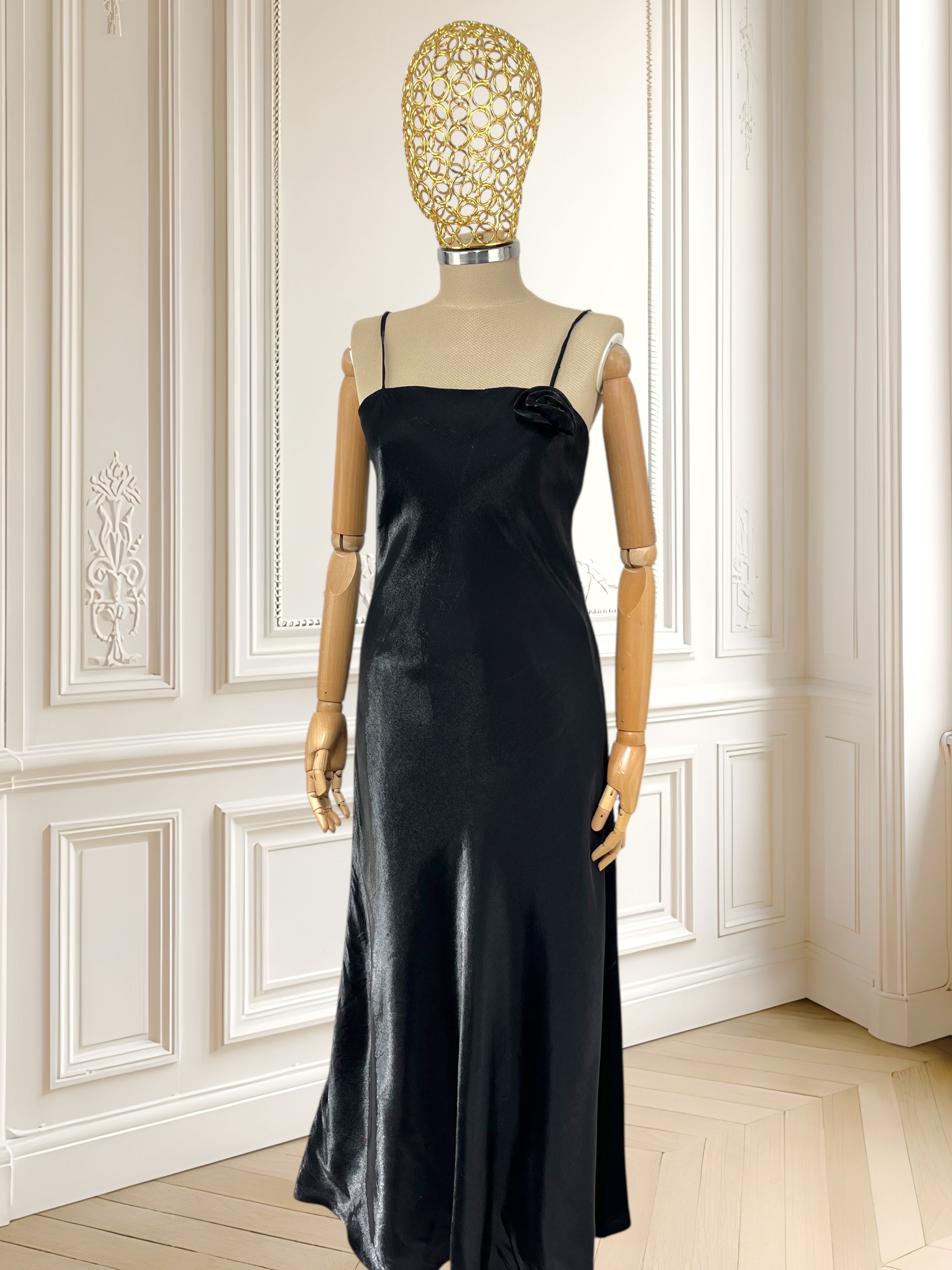 Rochie neagră de seară cu reflexii metalice mărimea S