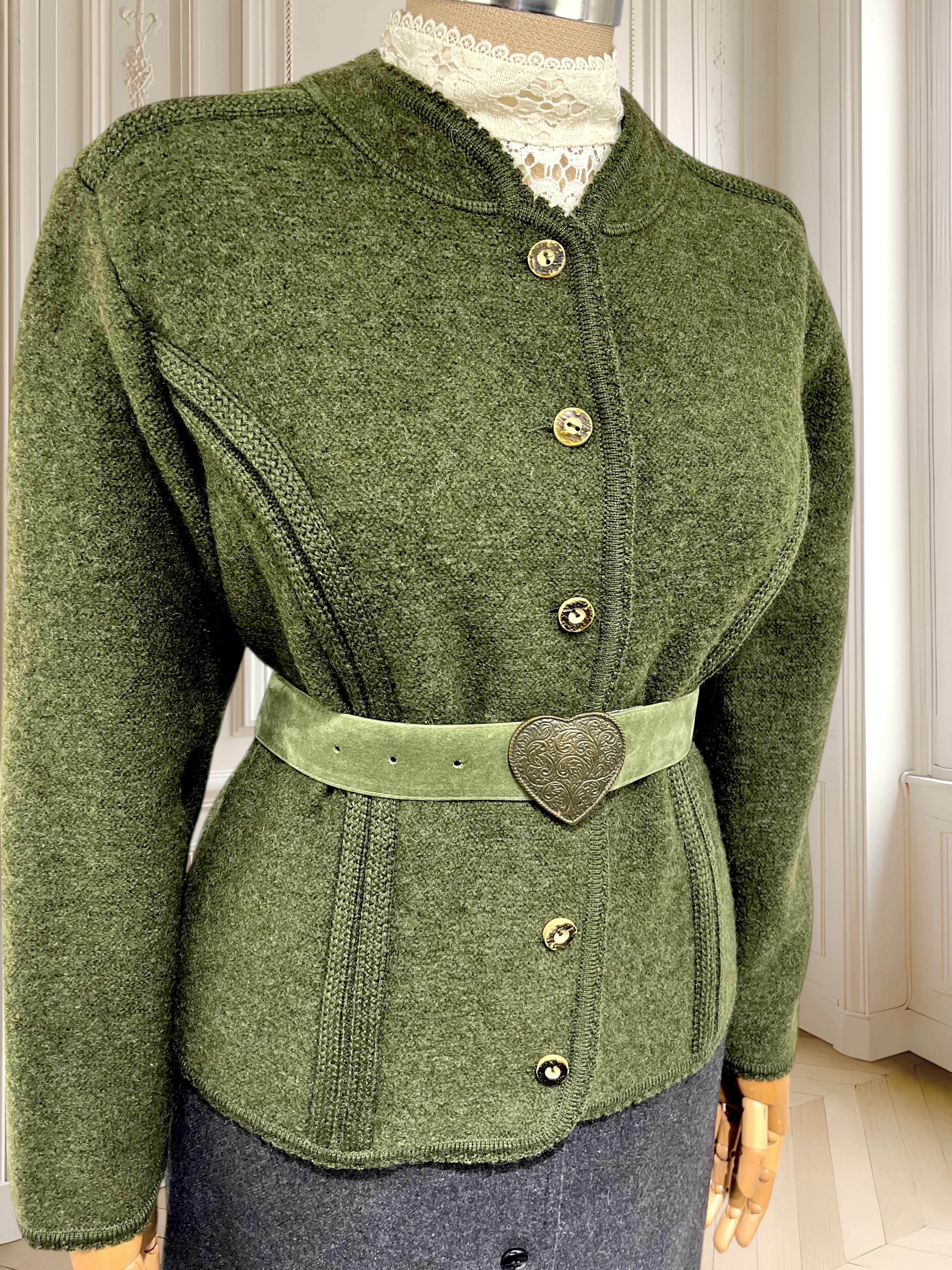 Cardigan vintage din lână pură potrivit pentru M/L