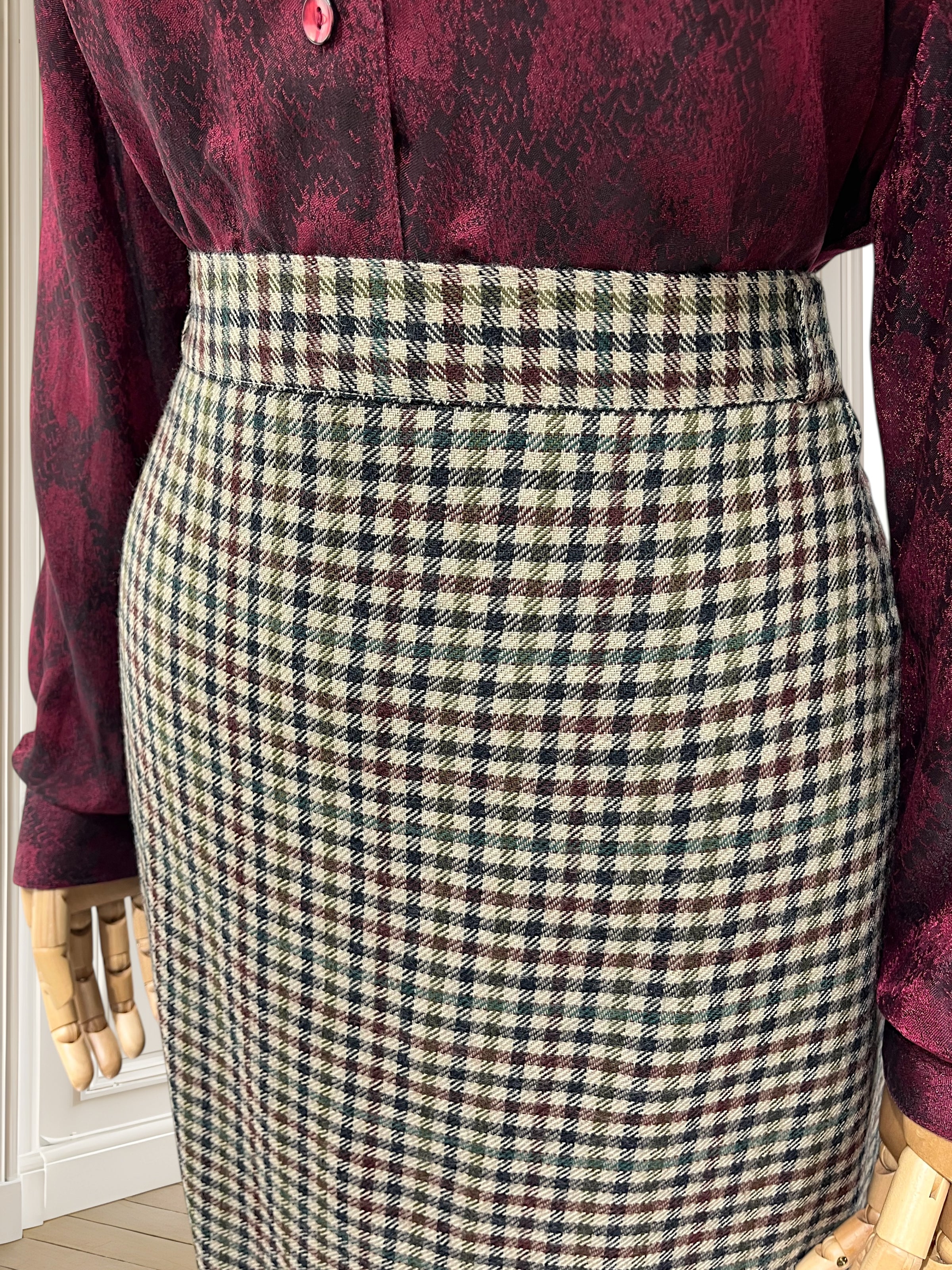 Fustă vintage din lână pură mărimea L