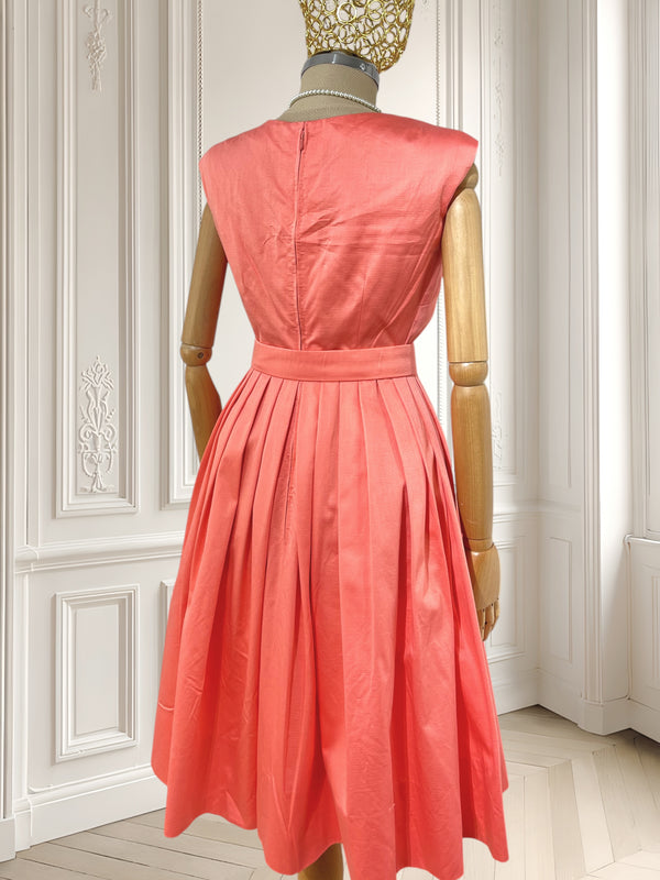 Rochie vintage lucrată manual potrivită pentru XS/S