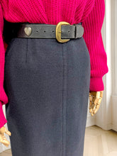 Încarcă imaginea în vizualizatorul Galerie, Fustă vintage din lână pură mărimea L
