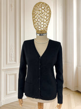 Încarcă imaginea în vizualizatorul Galerie, Cardigan vintage din cașmir mărimea M
