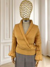 Încarcă imaginea în vizualizatorul Galerie, Pulover din amestec de lână lucrat manual potrivit pentru M/L
