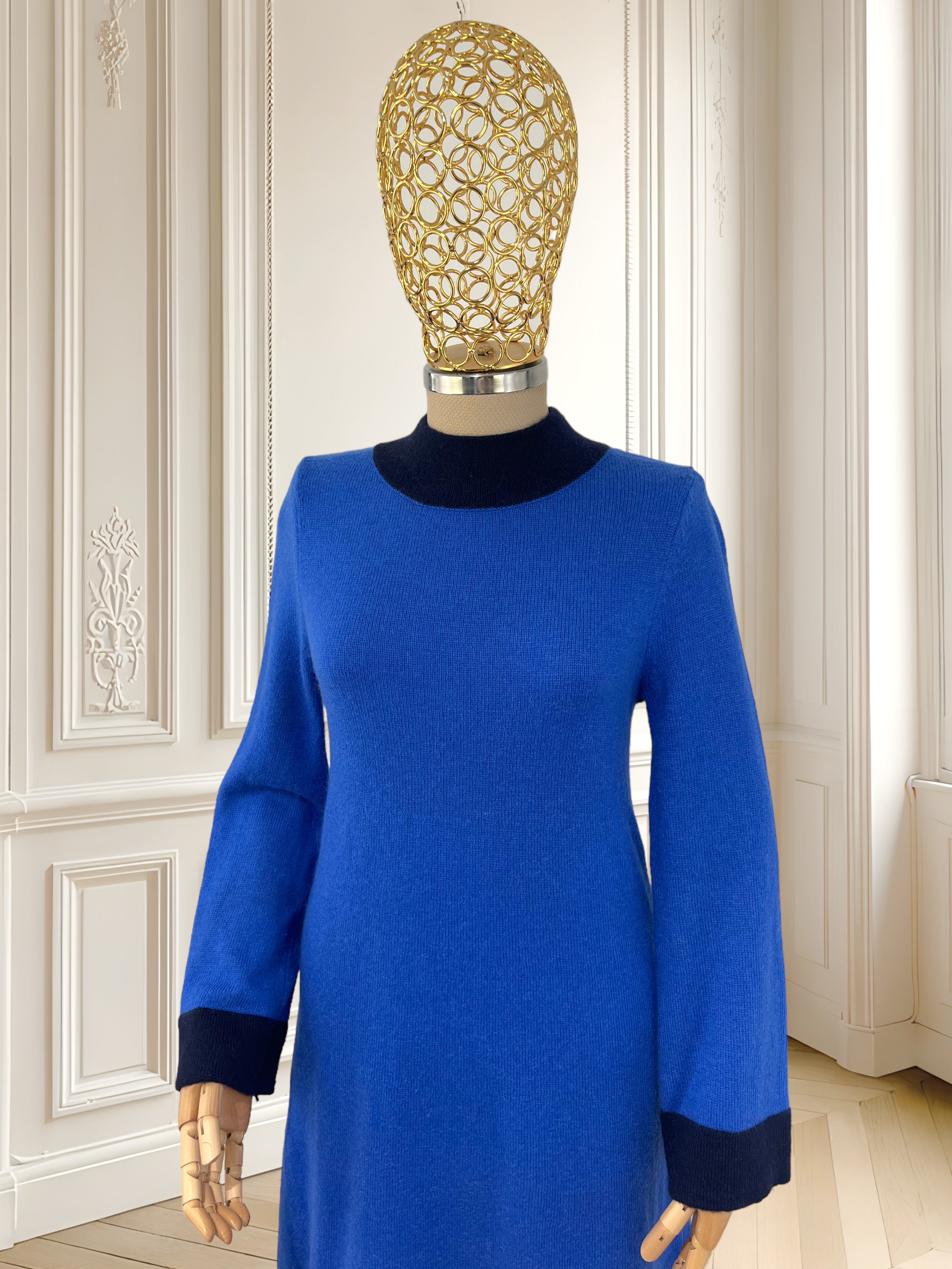 Rochie pufoasă din amestec de lână și alpaca potrivită pentru S/M