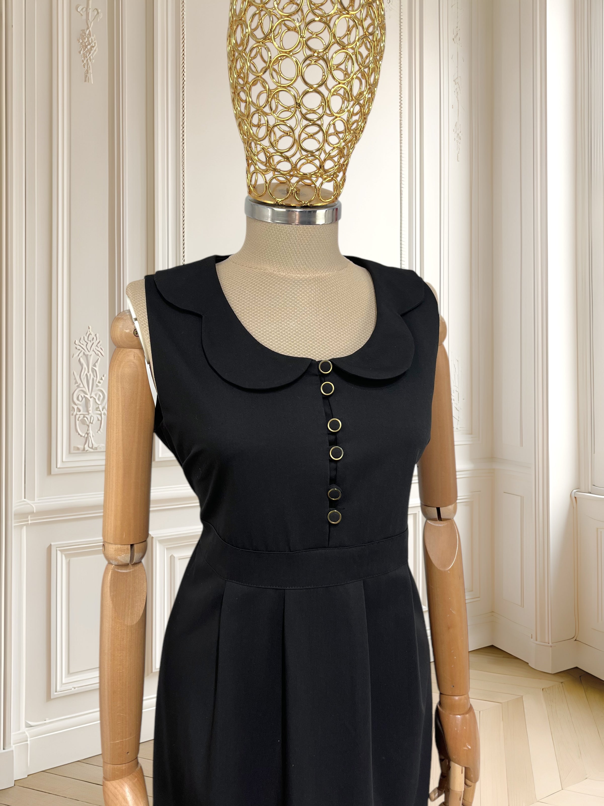 Rochie vintage neagră cu talie accentuată mărimea L