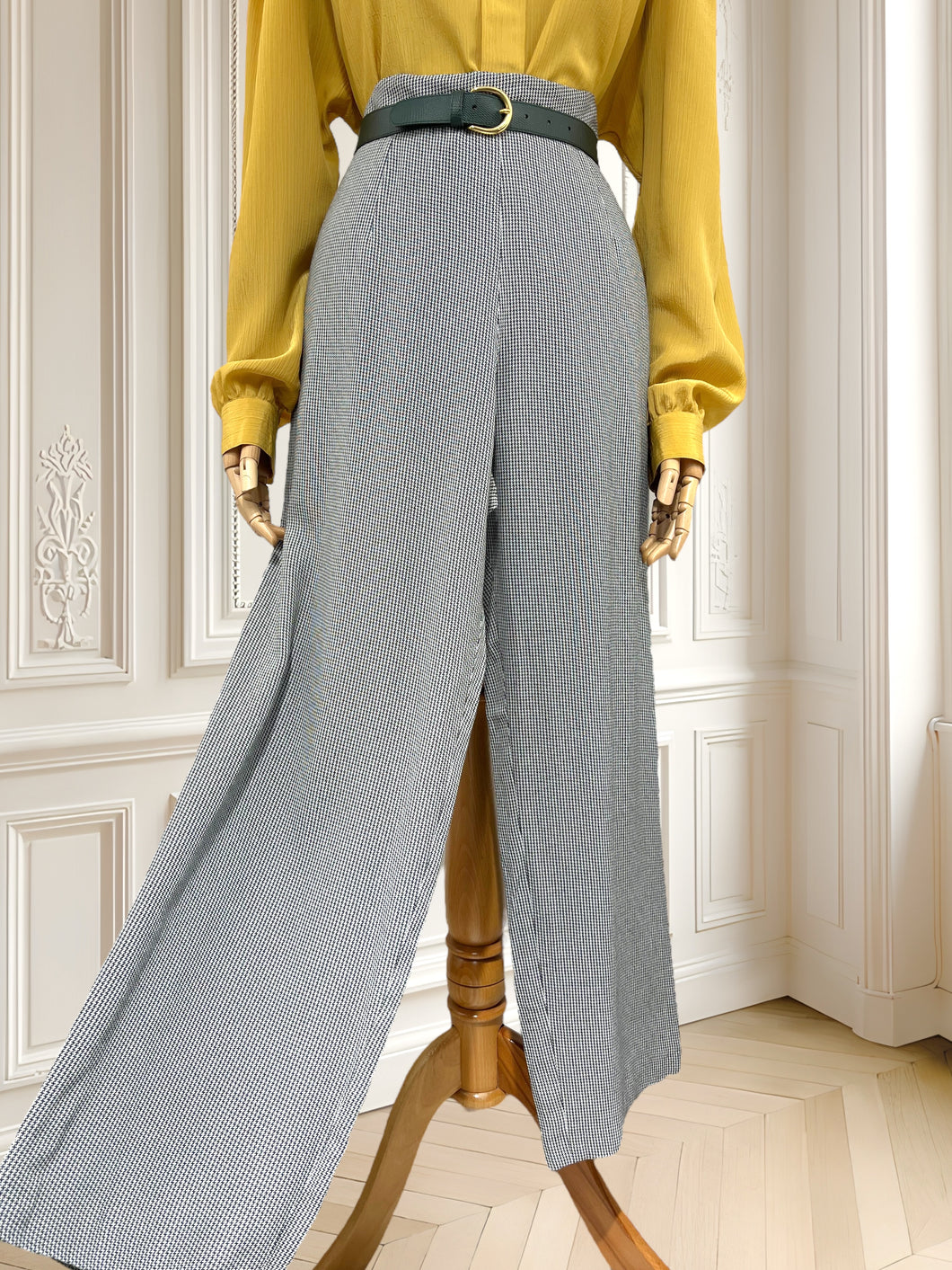 Pantaloni vintage din vâscoză mărimea L