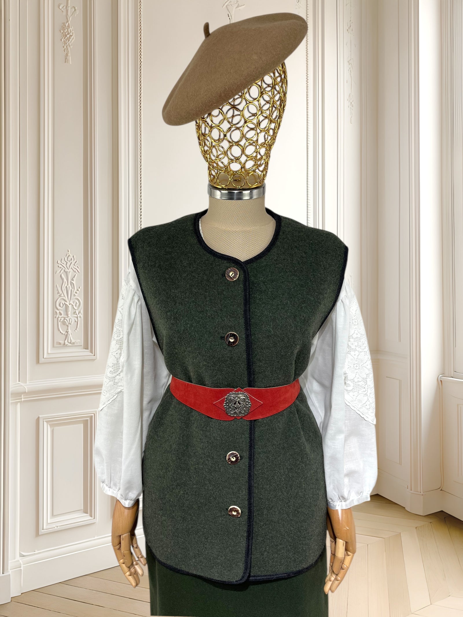 Vestă vintage din lână mărimea XL