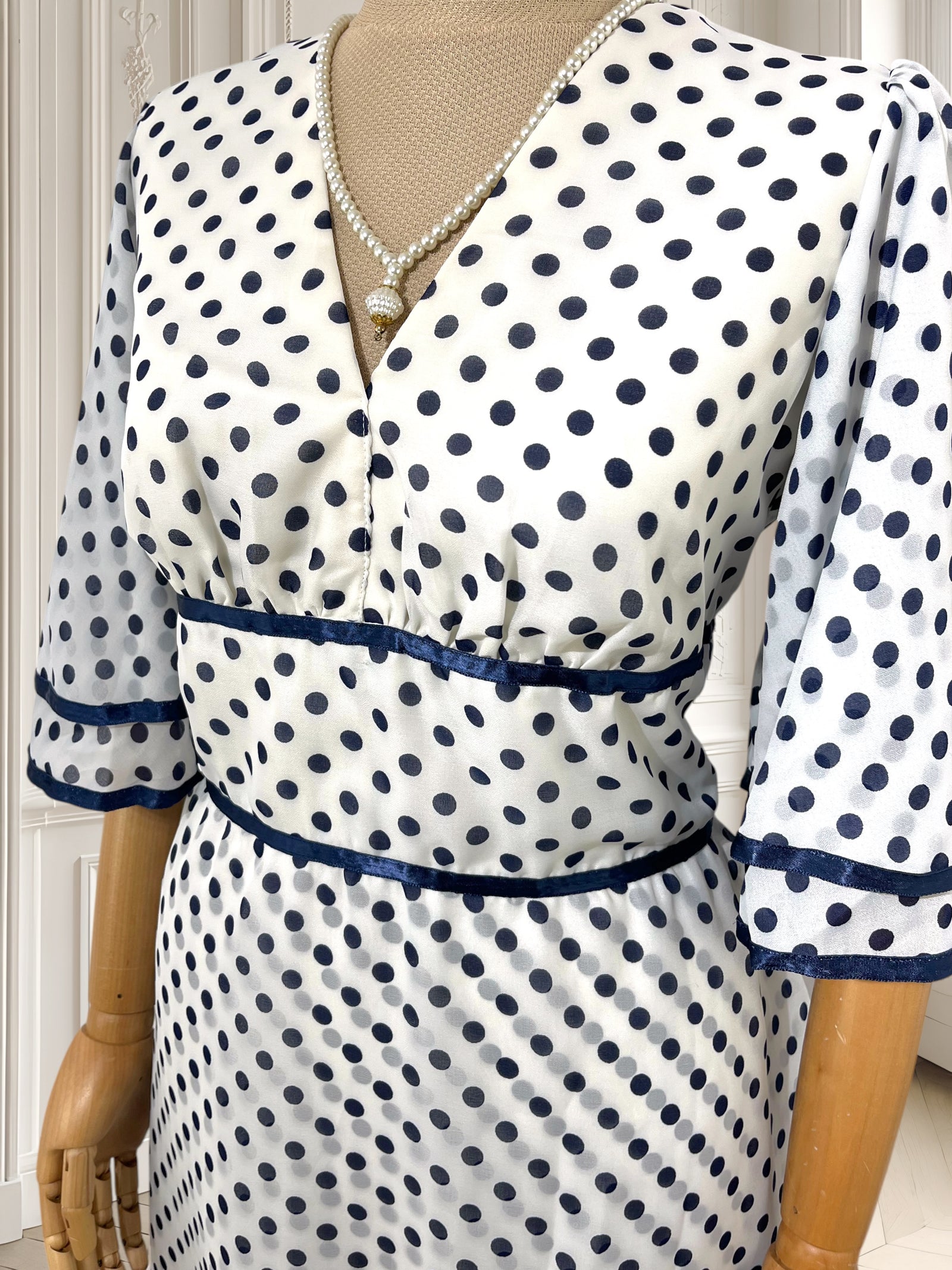 Rochie vintage cu buline mărimea M