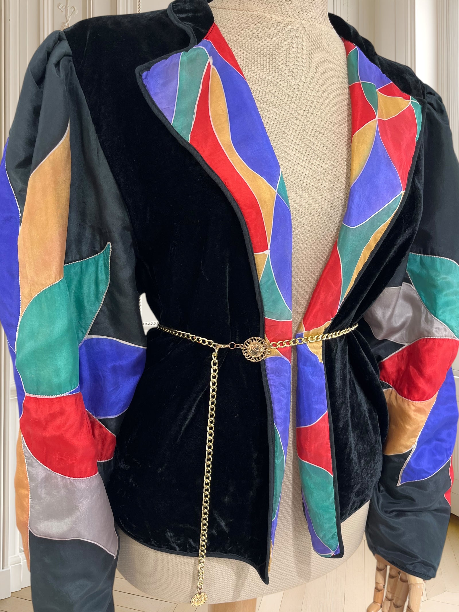Sacou vintage din catifea cu mâneci din mătase mărimea L