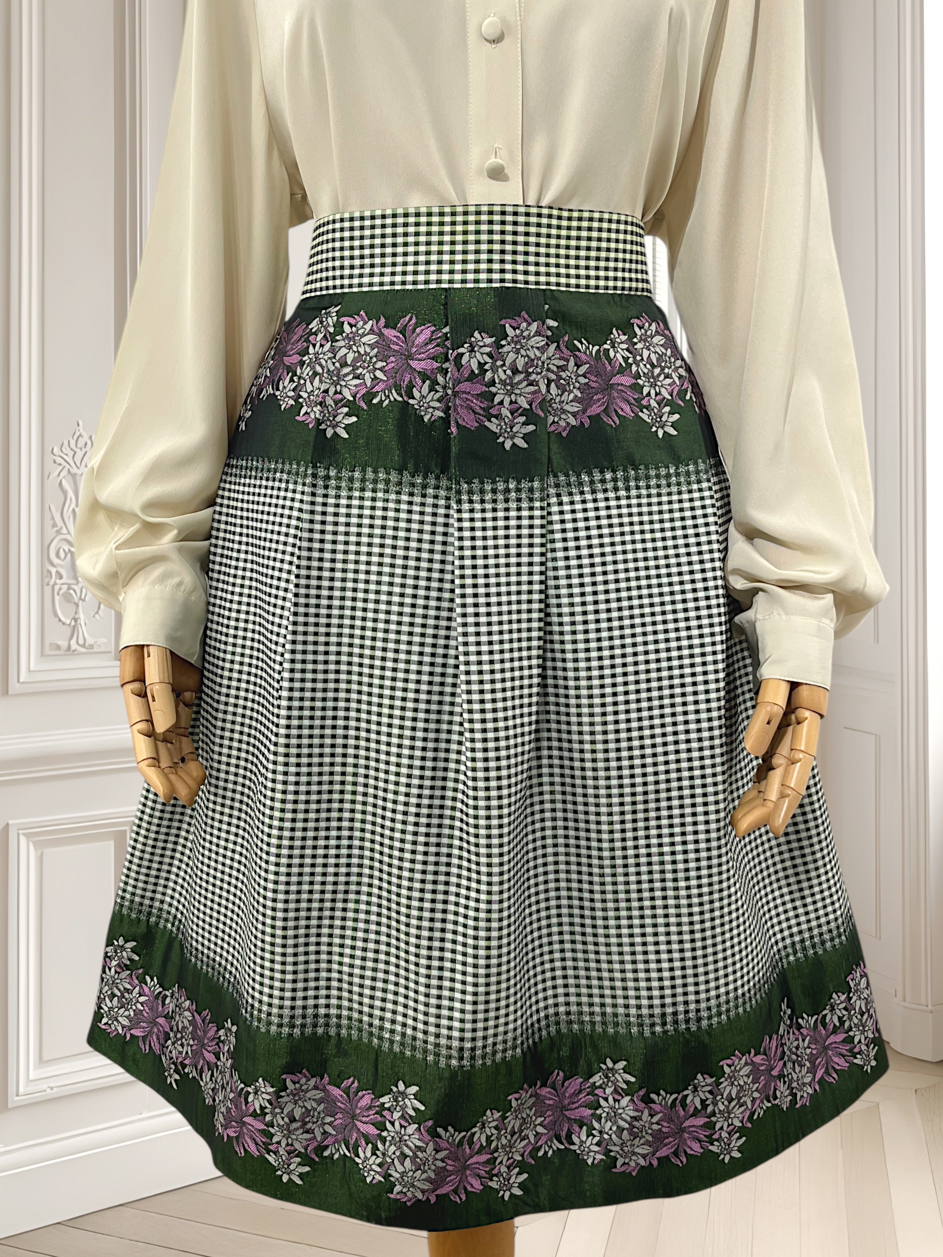 Fustă vintage evazată mărimea M