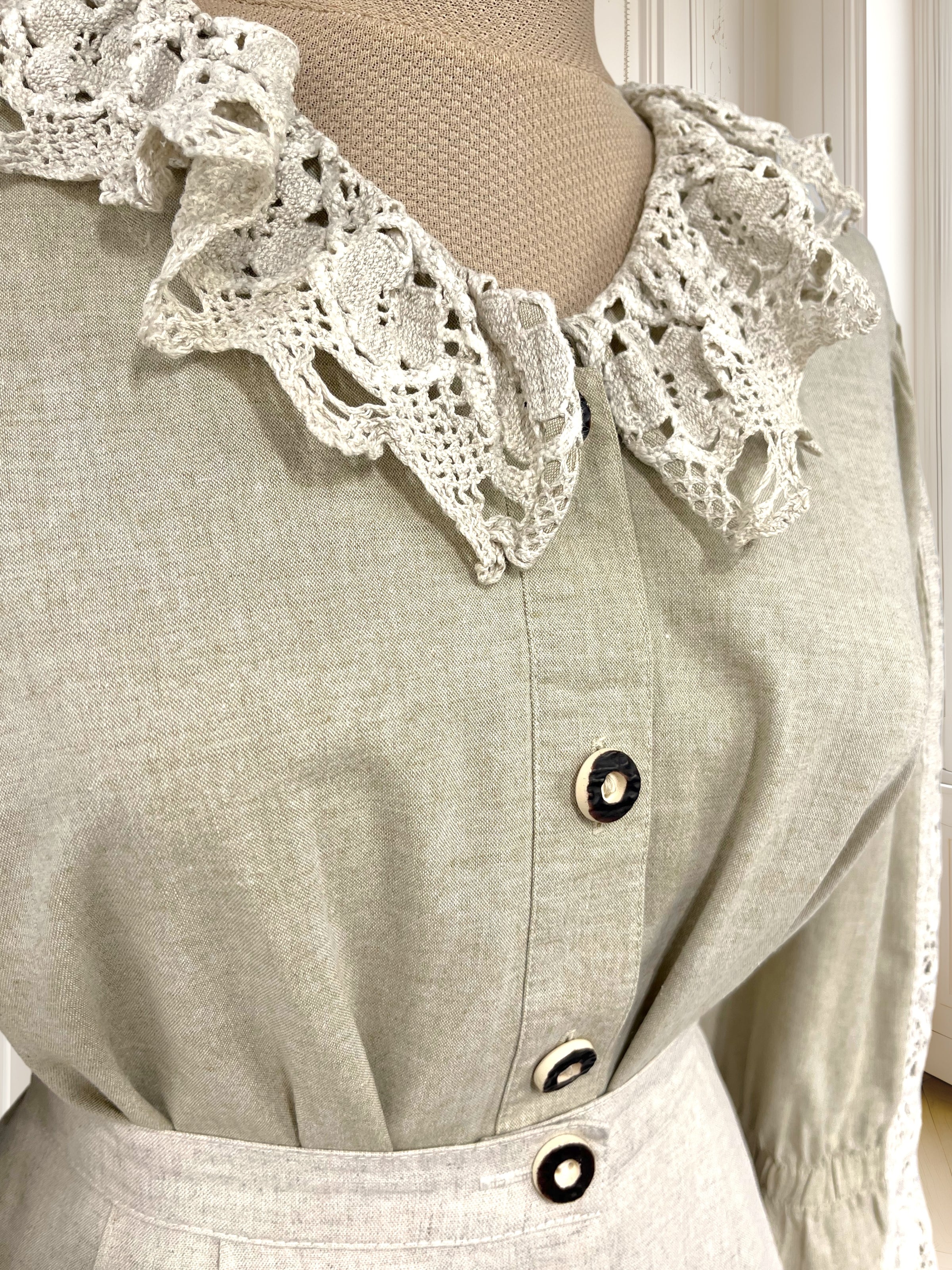 Cămașă vintage cu broderie mărimea XL