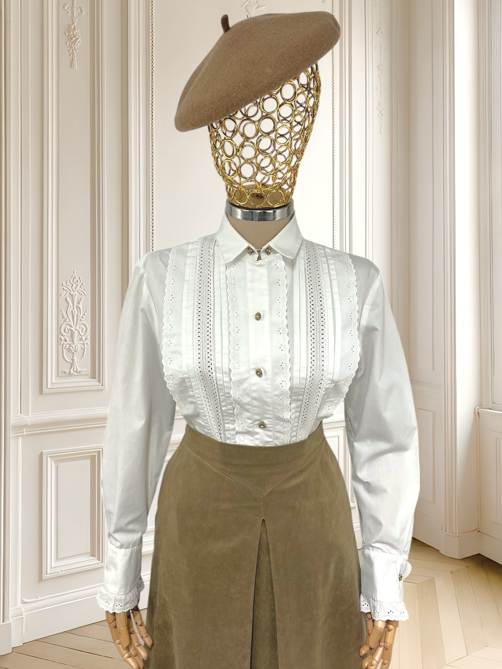 Cămașă vintage albă cu butoni potrivită pentru M/L