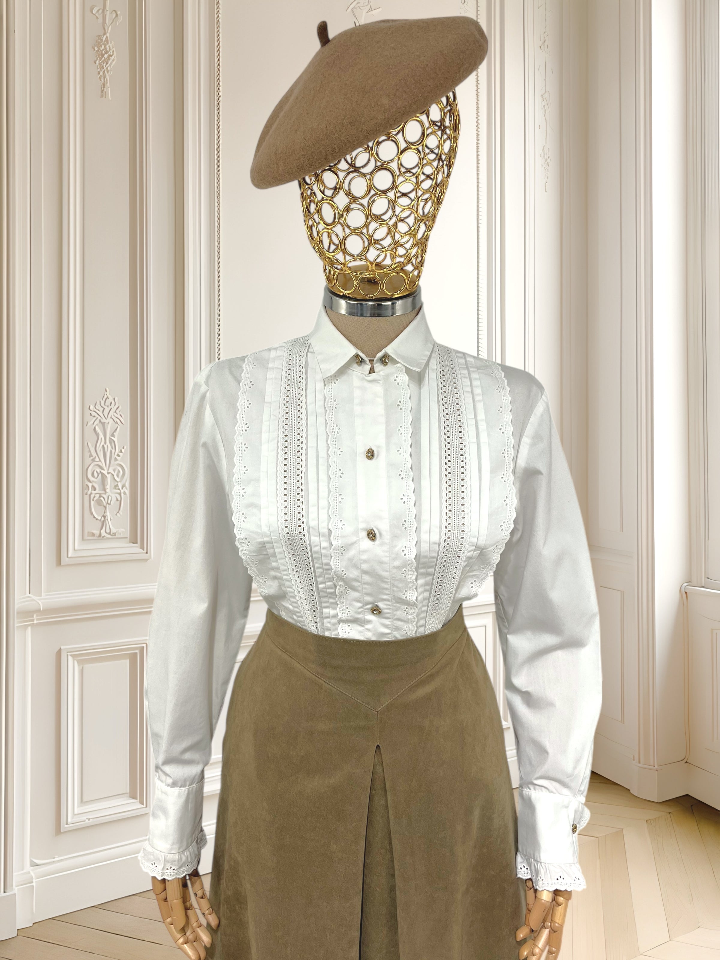 Cămașă vintage albă cu butoni potrivită pentru M/L
