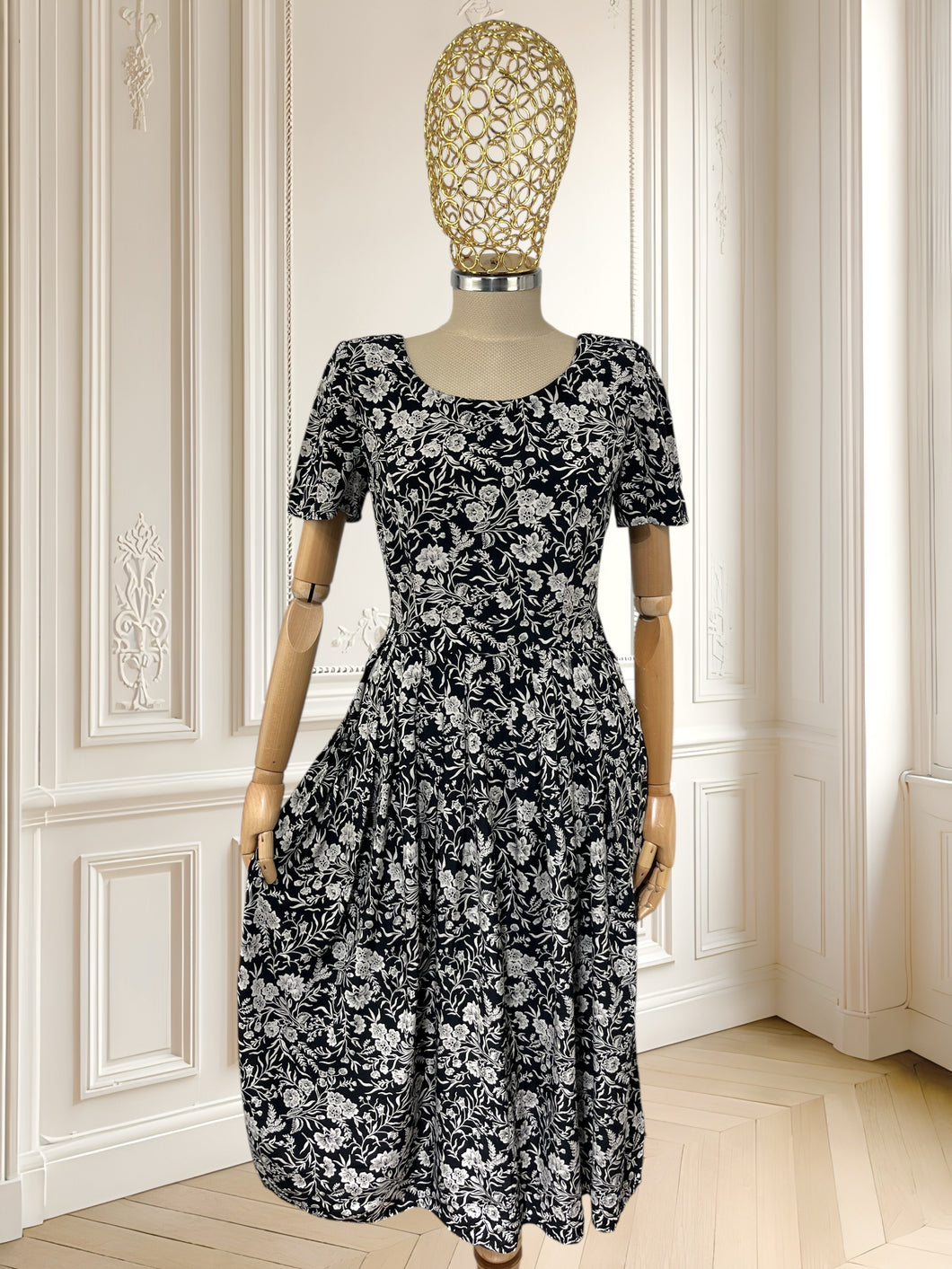 Rochie vintage din vâscoză potrivită pentru S/M