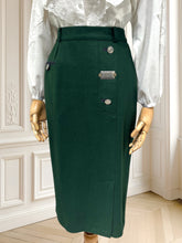 Încarcă imaginea în vizualizatorul Galerie, Fustă conică din lână pură mărimea S
